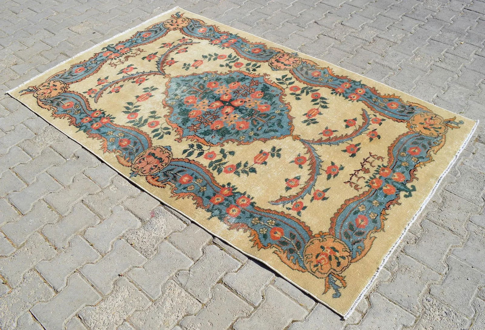 Vintage Turkish Hand Knotted Area Rug - 4'4"x 7' - 6
