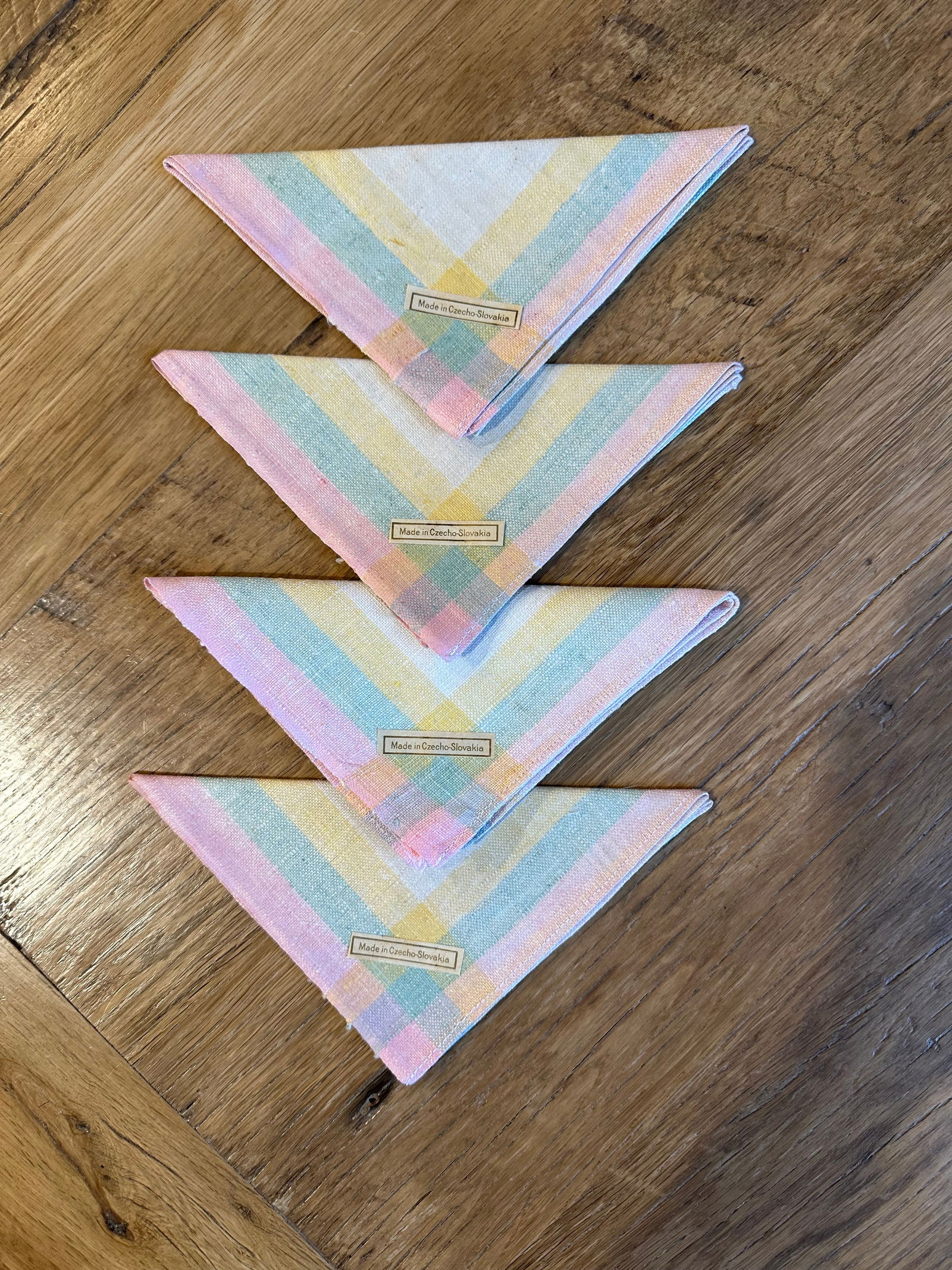 Vintage Pastel Easter Linen Napkins, Made in Czechoslovakia- Set of 4 - 5