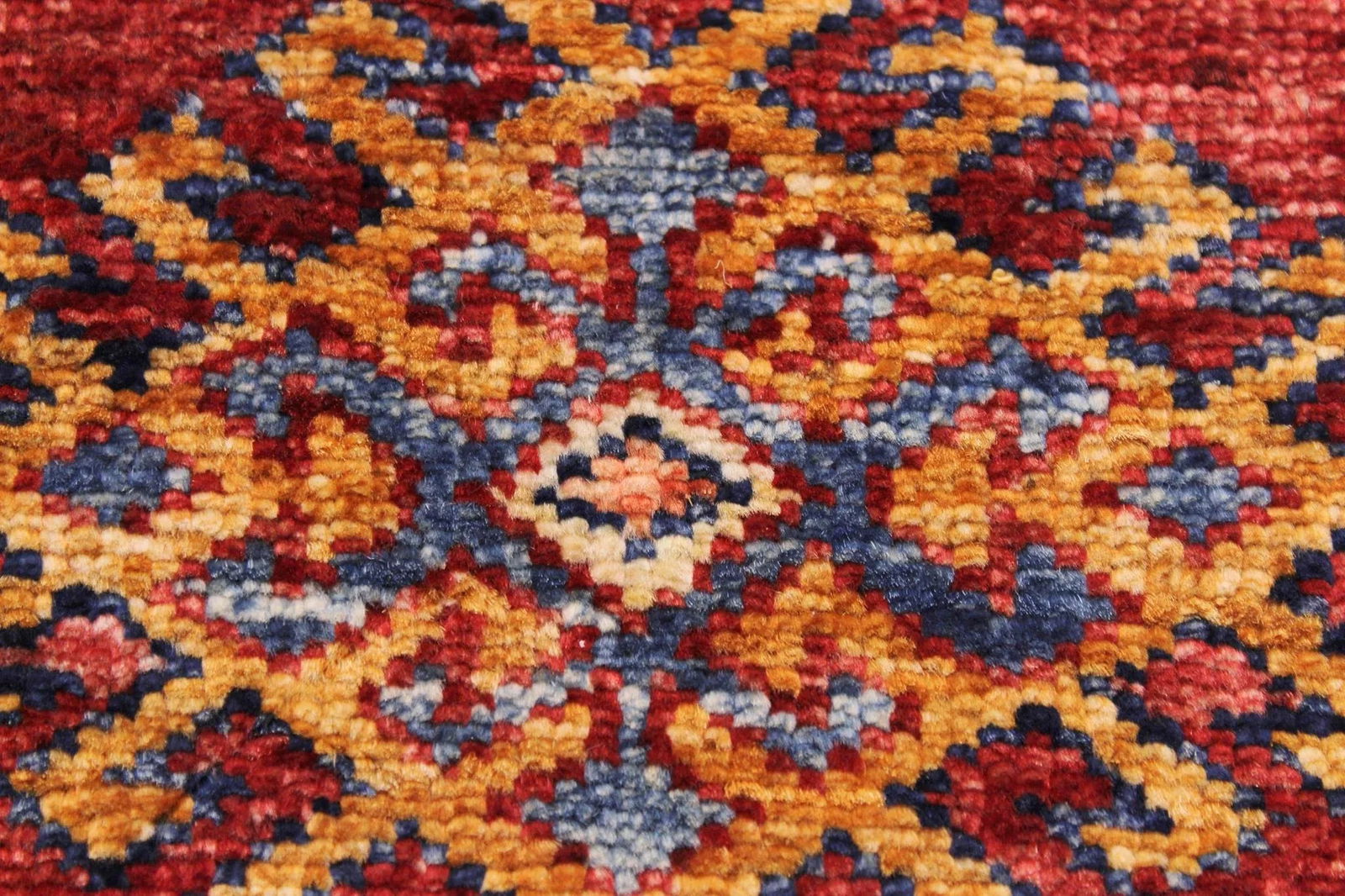 1990s Rustic Kazak Red/Beige Hand-Knotted Wool Rug - 2'0 X 2'10 - 8