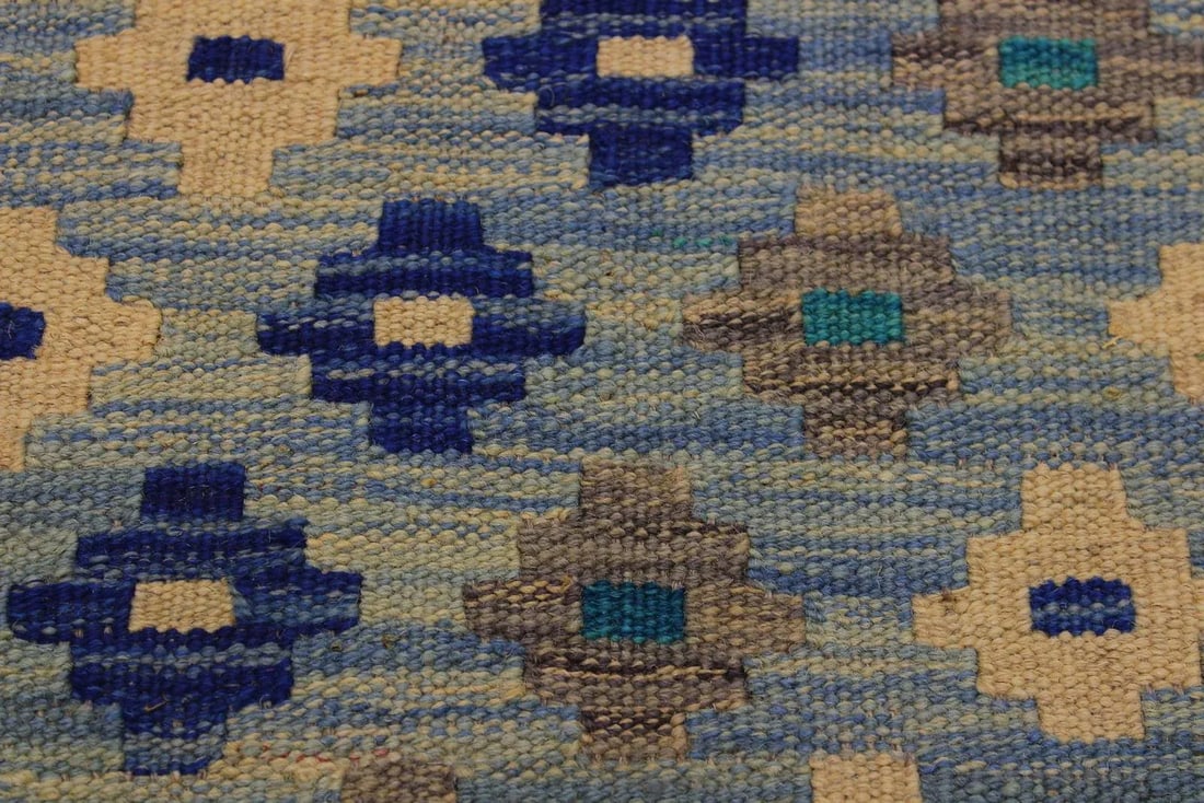 Boho Chic Tribal Kilim Hand-Woven Wool Rug -2'8"x 4'1" - 6