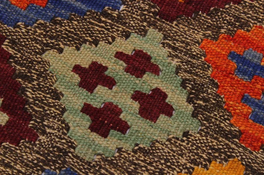 Geometric Tribal Kilim Hand-Woven Wool Rug - 5'x 6'5" - 4