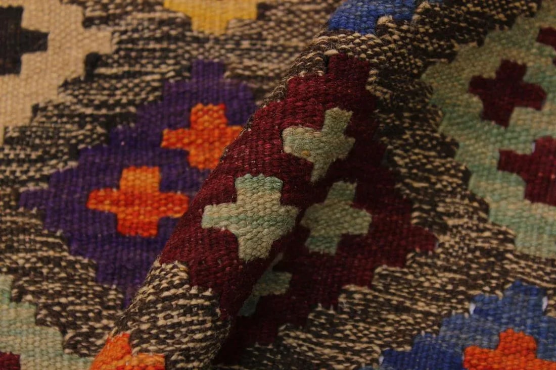 Geometric Tribal Kilim Hand-Woven Wool Rug - 5'x 6'5" - 6