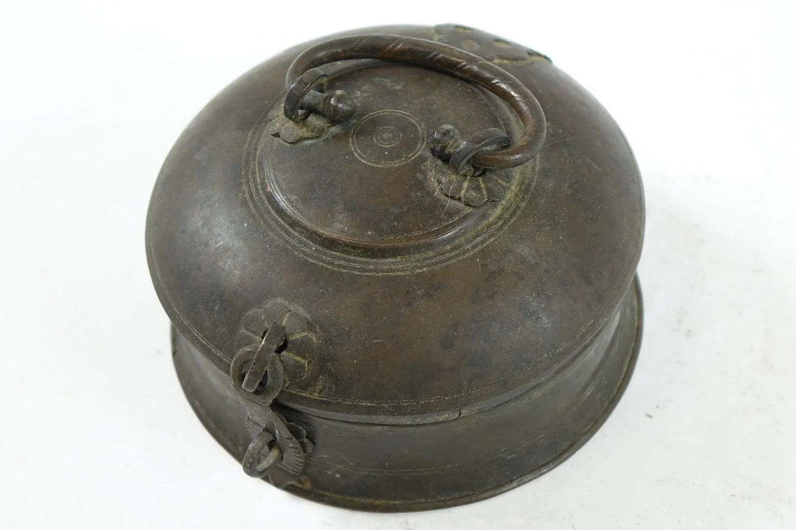 Antique Asian Lidded Trinket Jewelry Box - 2