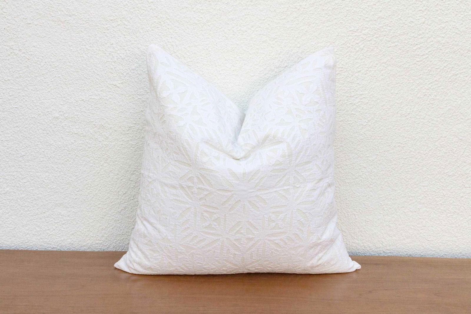 Tuhinaa Applique Pillow Cover - 5