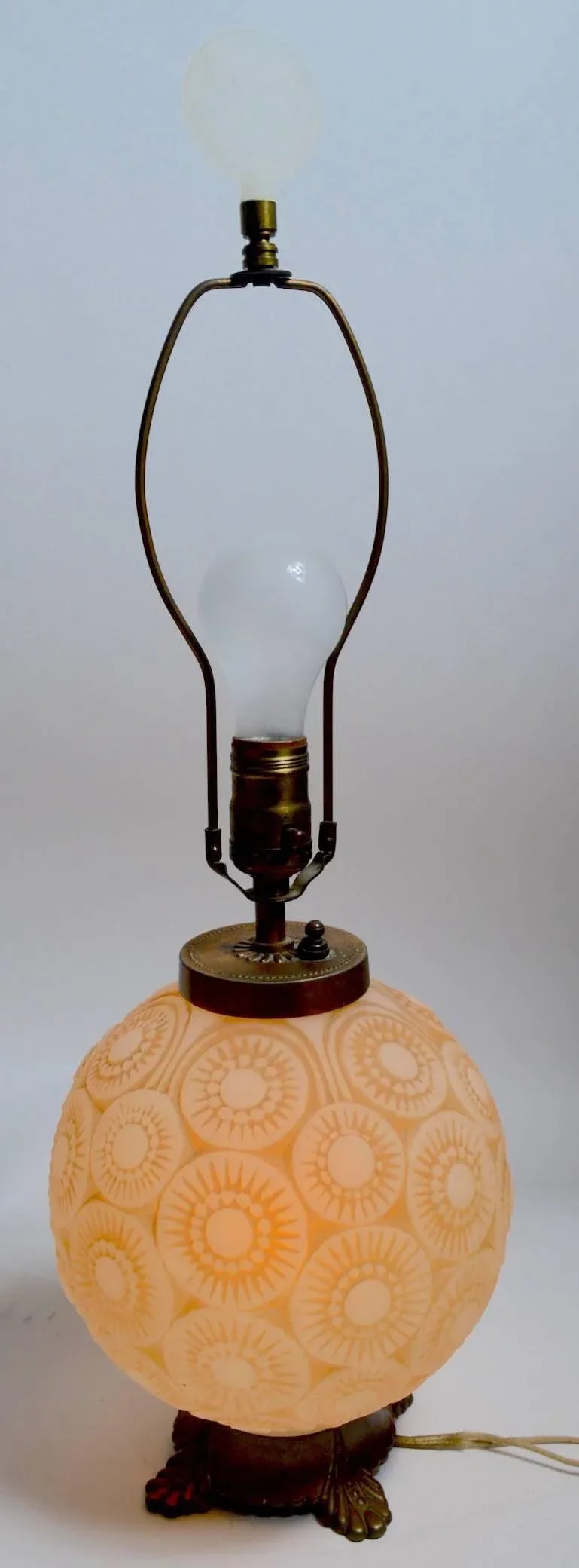 Art Deco Lamp After Lalique - 3
