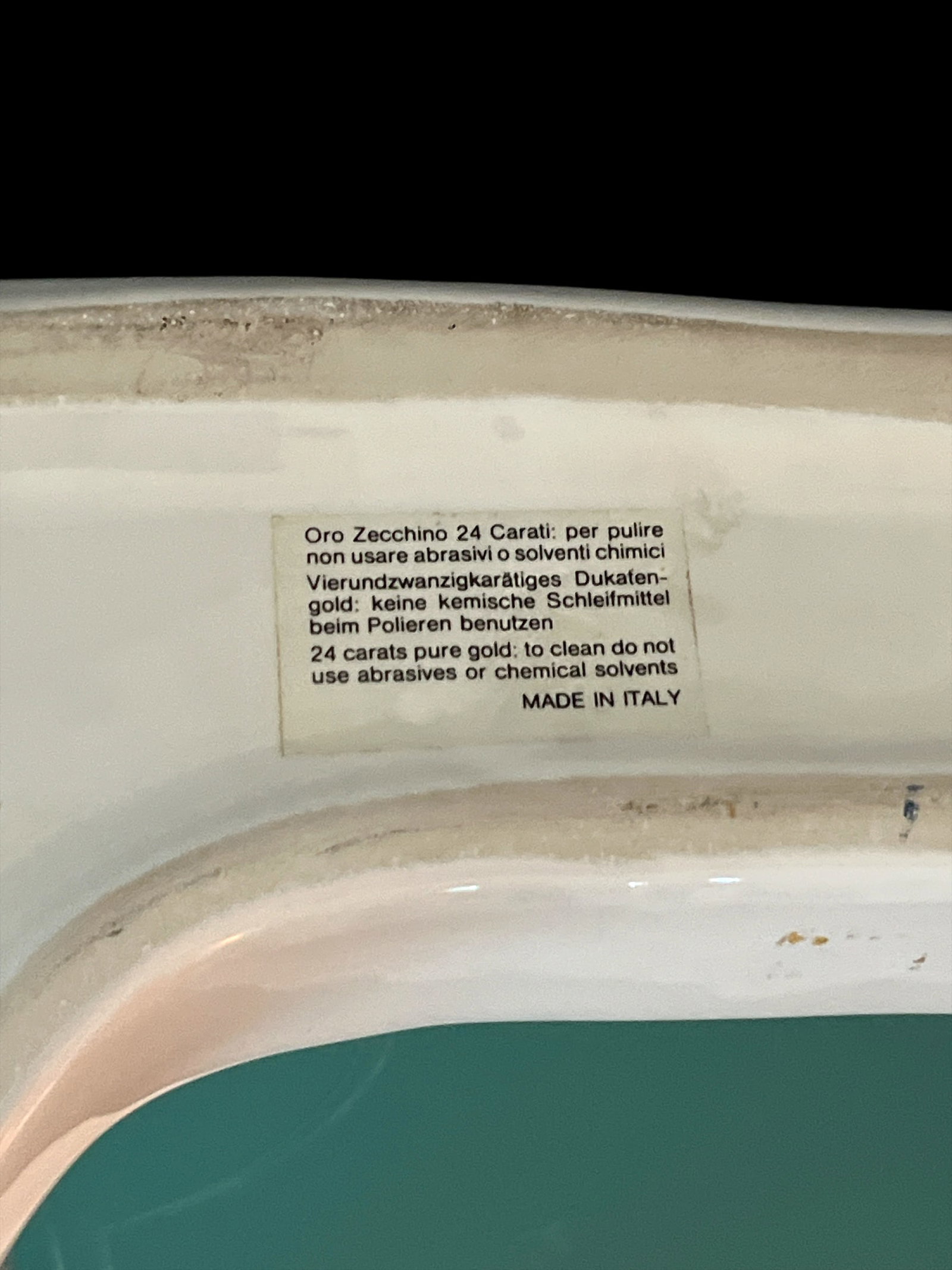 Italian 1960s White Porcelain Flame Mirror With 24k Gold Gilt Oro Zecchino Decoration Flourishes - 12