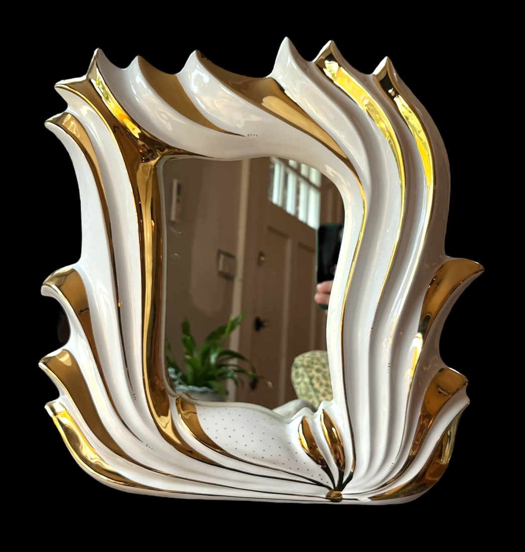 Italian 1960s White Porcelain Flame Mirror With 24k Gold Gilt Oro Zecchino Decoration Flourishes - 2