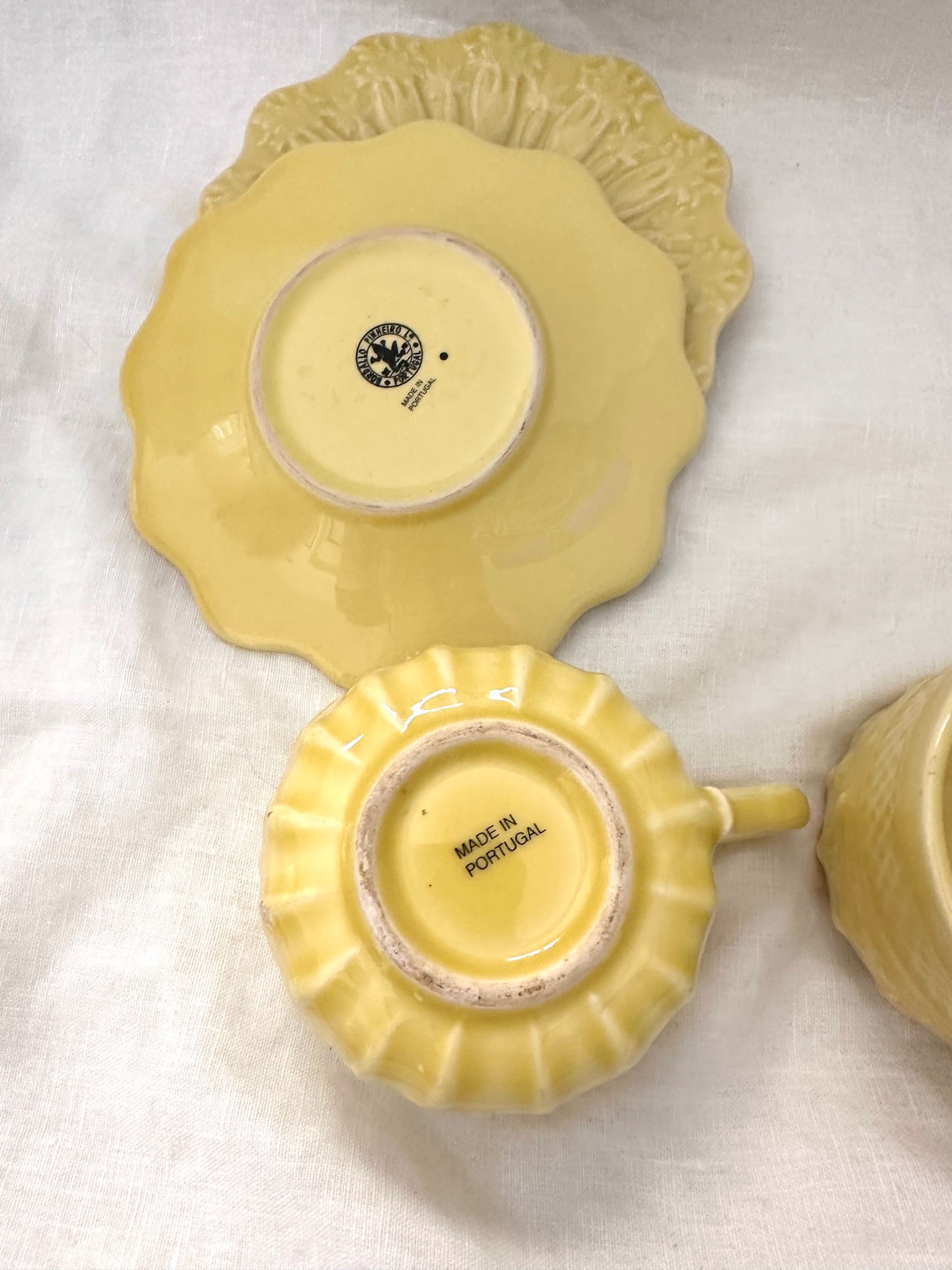 Vintage Pair of Bordallo Pinheiro "Rabbit" Yellow Flat Cup/Saucer - 3