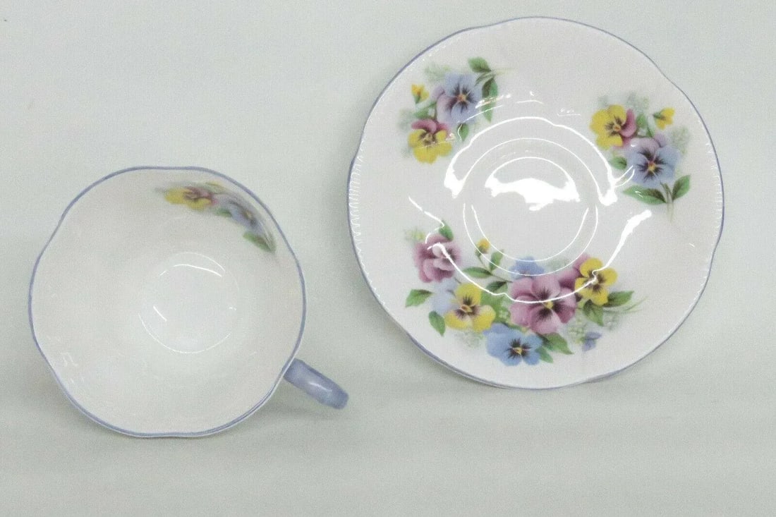Mid 20th Century Royal Albert Blue Floral England Bone China Tea Cupnd Saucer - 2