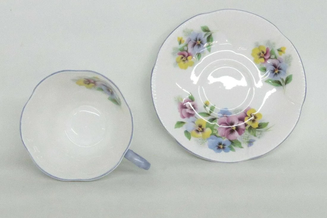 Mid 20th Century Royal Albert Blue Floral England Bone China Tea Cupnd Saucer - 3