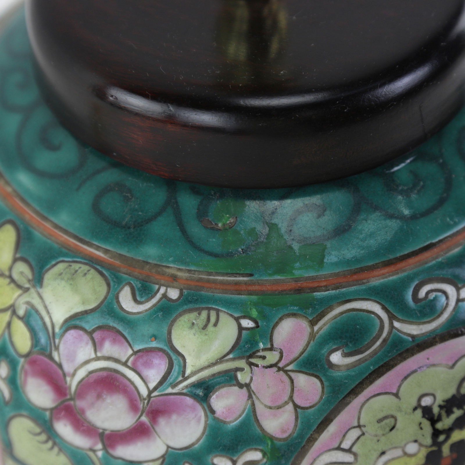 Table Lamp Made of Chinese Early 20th Century Famille Rose Double Happiness Vase - 6