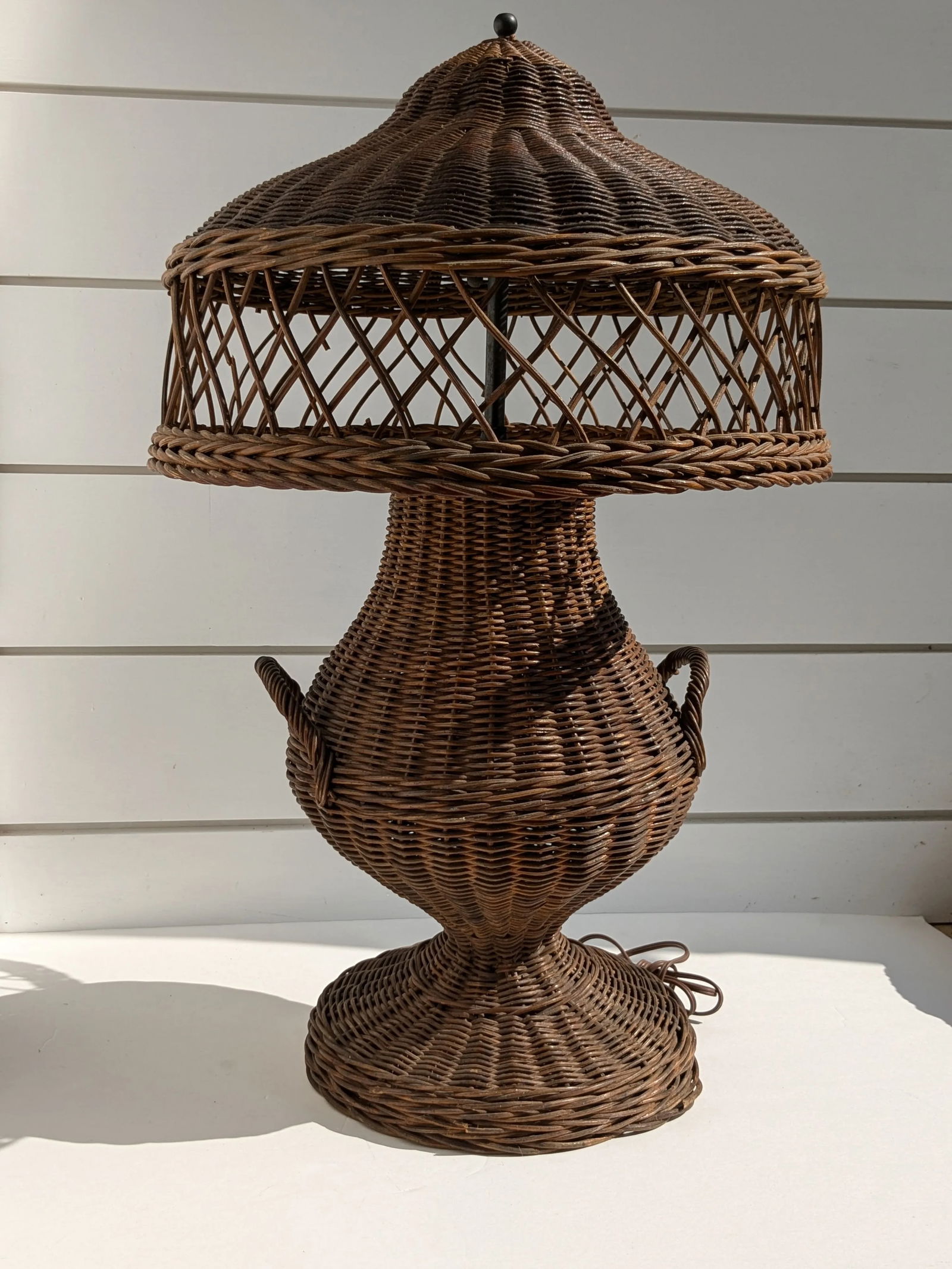 Antique Wicker Arts & Crafts Table Lamp "“ Early 20th Century - 2