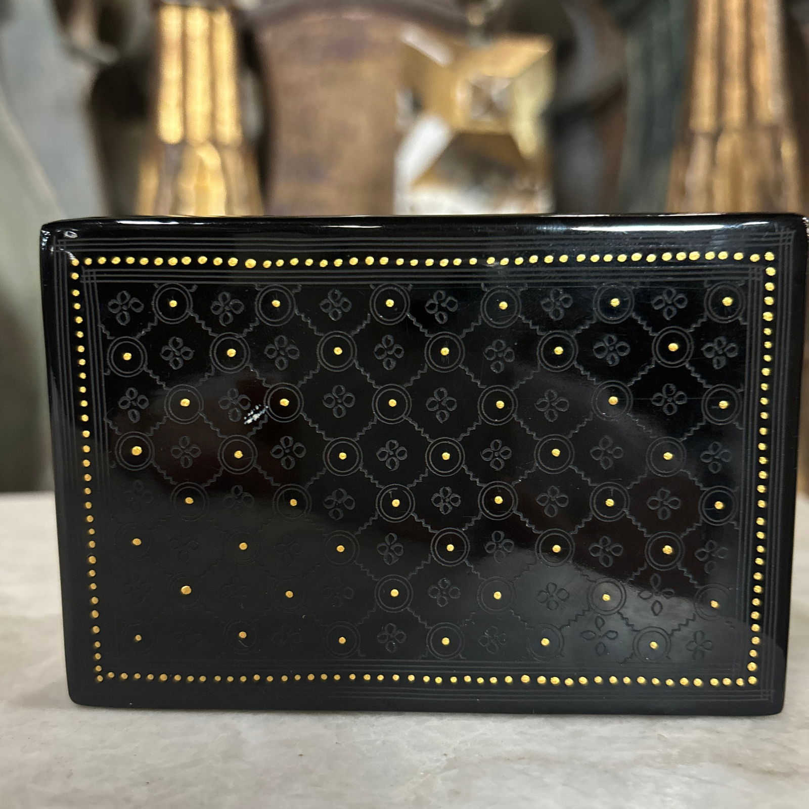 Small Black Lacquer Floral Pattern Box - 11