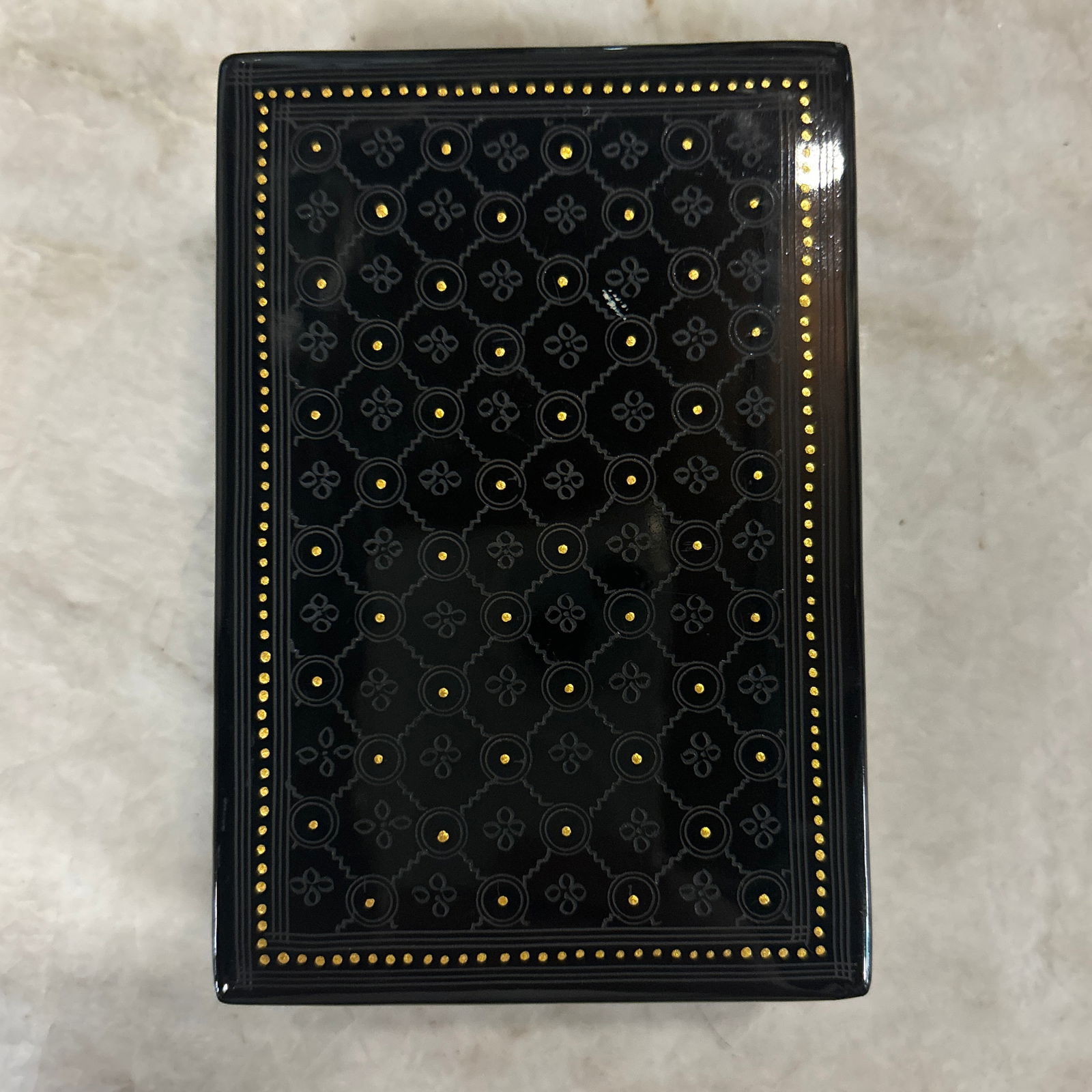 Small Black Lacquer Floral Pattern Box - 2