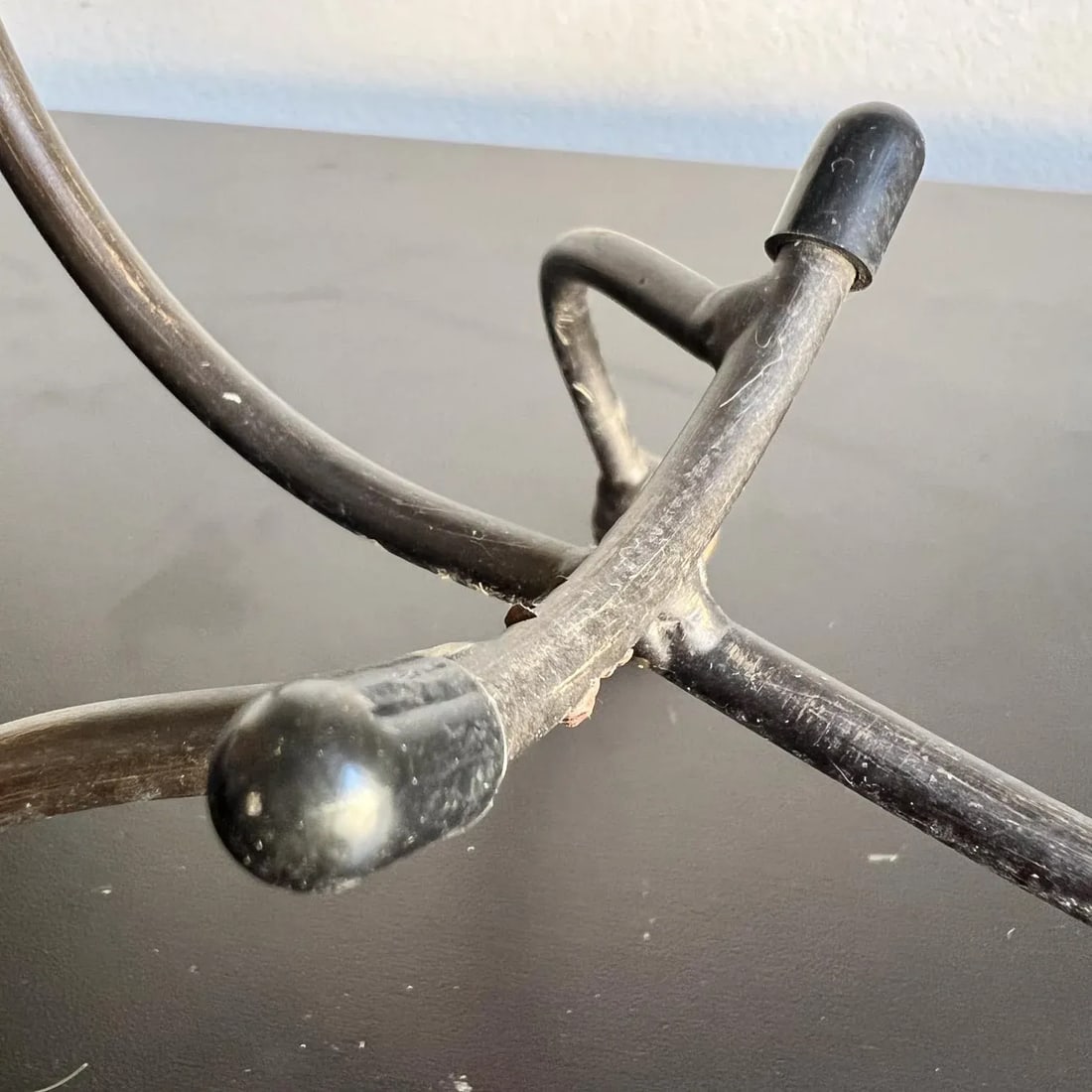 1960s Abstract Animal Iron Wine Bottle Holder - 11