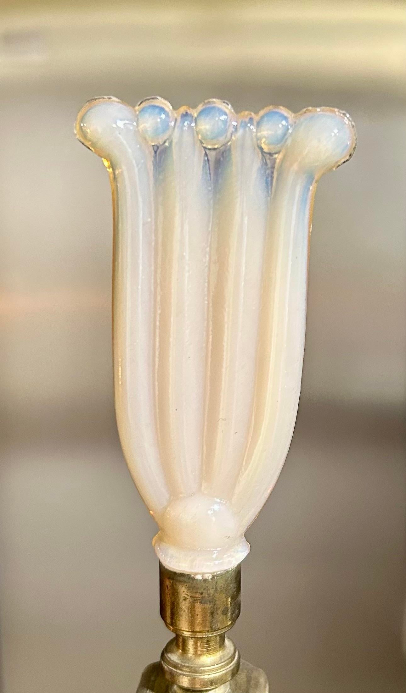 Vintage 1930s Aladdin Co. Alacite Glass Peach Lustreware Table Lamp - 8