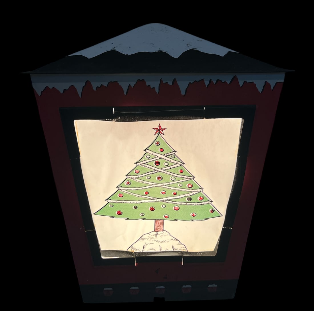 Vintage 1950s Christmas Lanterns With Four Designs, Santa Claus, Christmas Tree and Wreath Lamp - a - 5