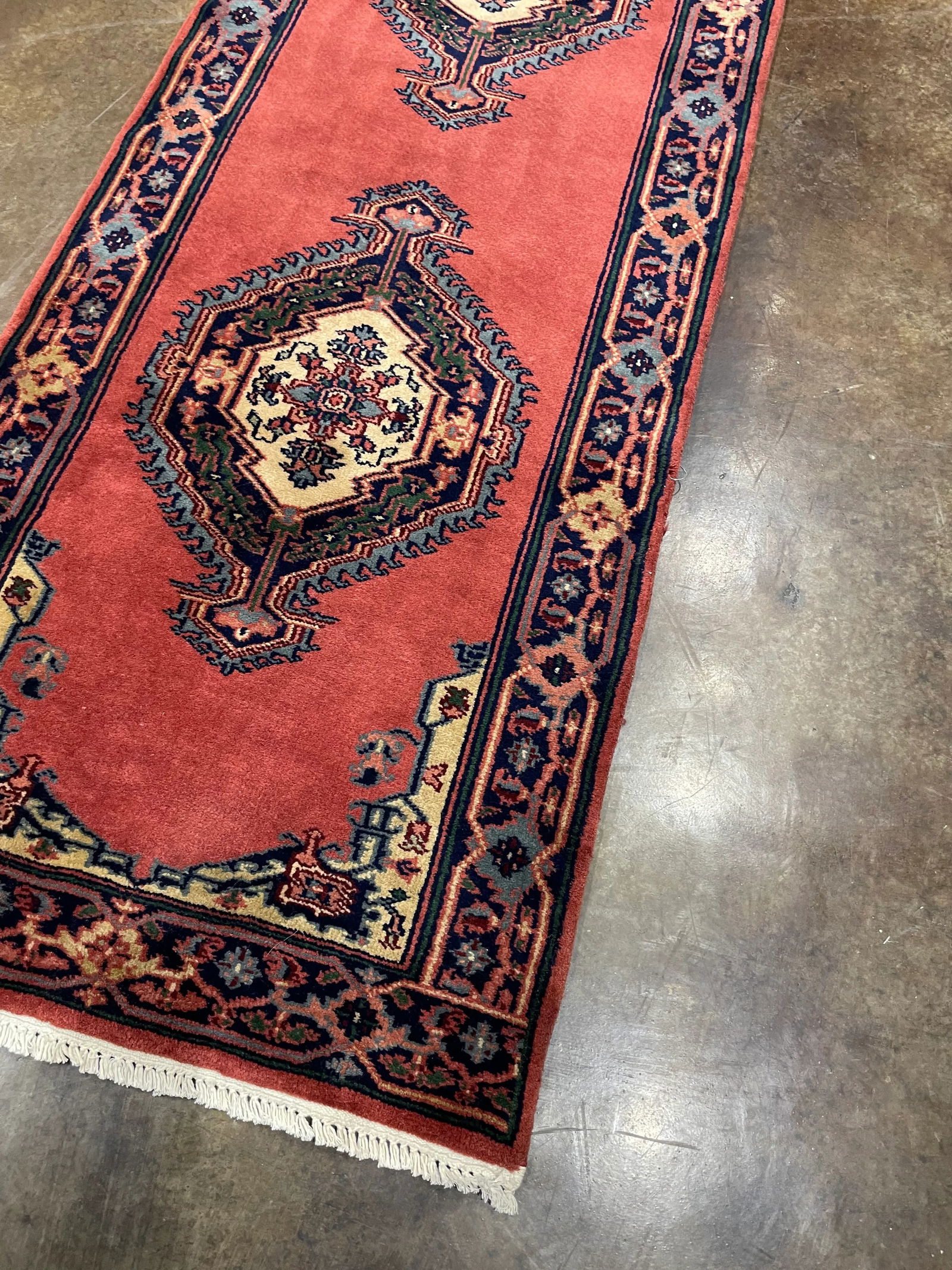 1990s Handwoven Persian Design Indian Rug 2'8" X 9'9" - 4