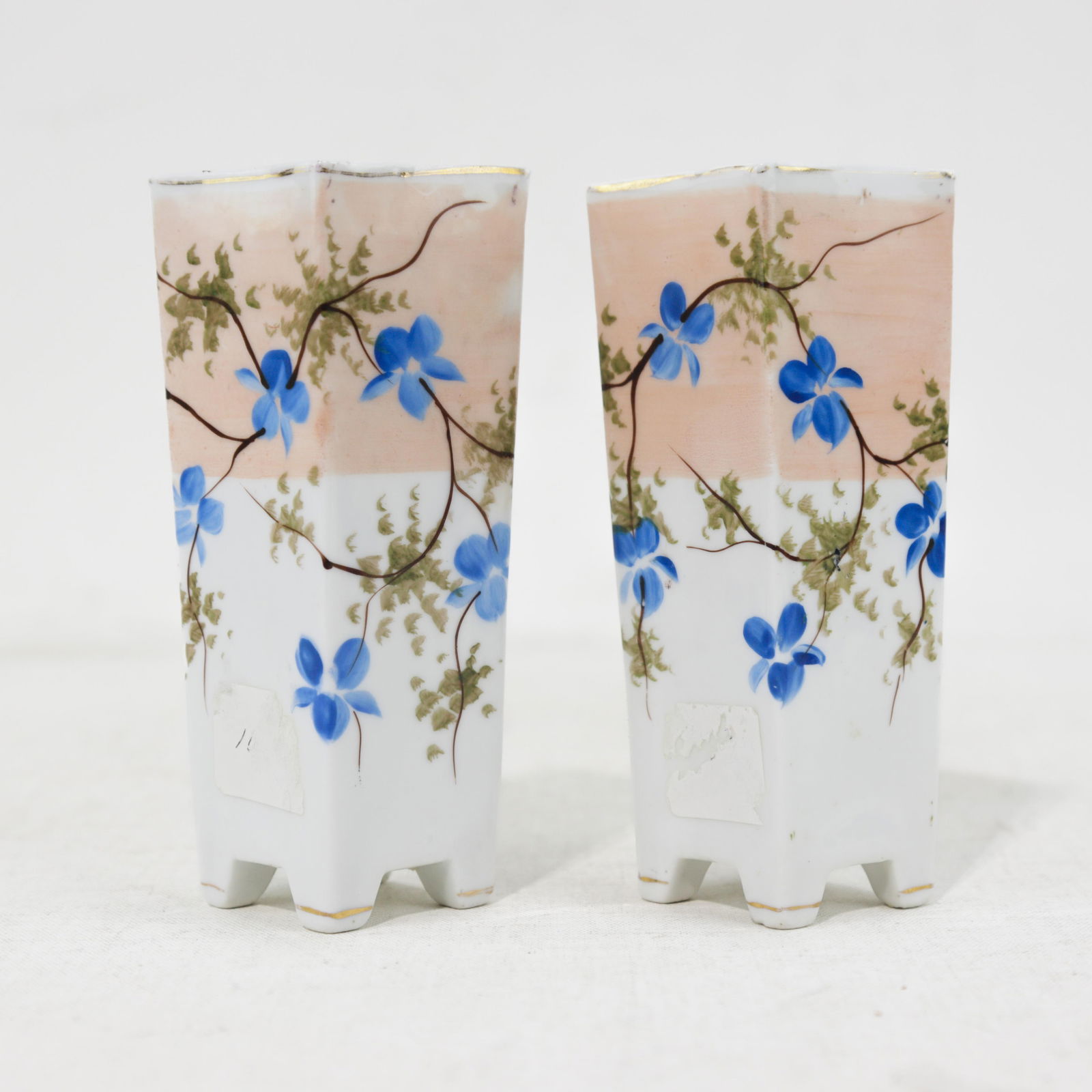 Pair of Hand-Painted Floral Japanese-Style Square Vase With Blue Blossoms - 10