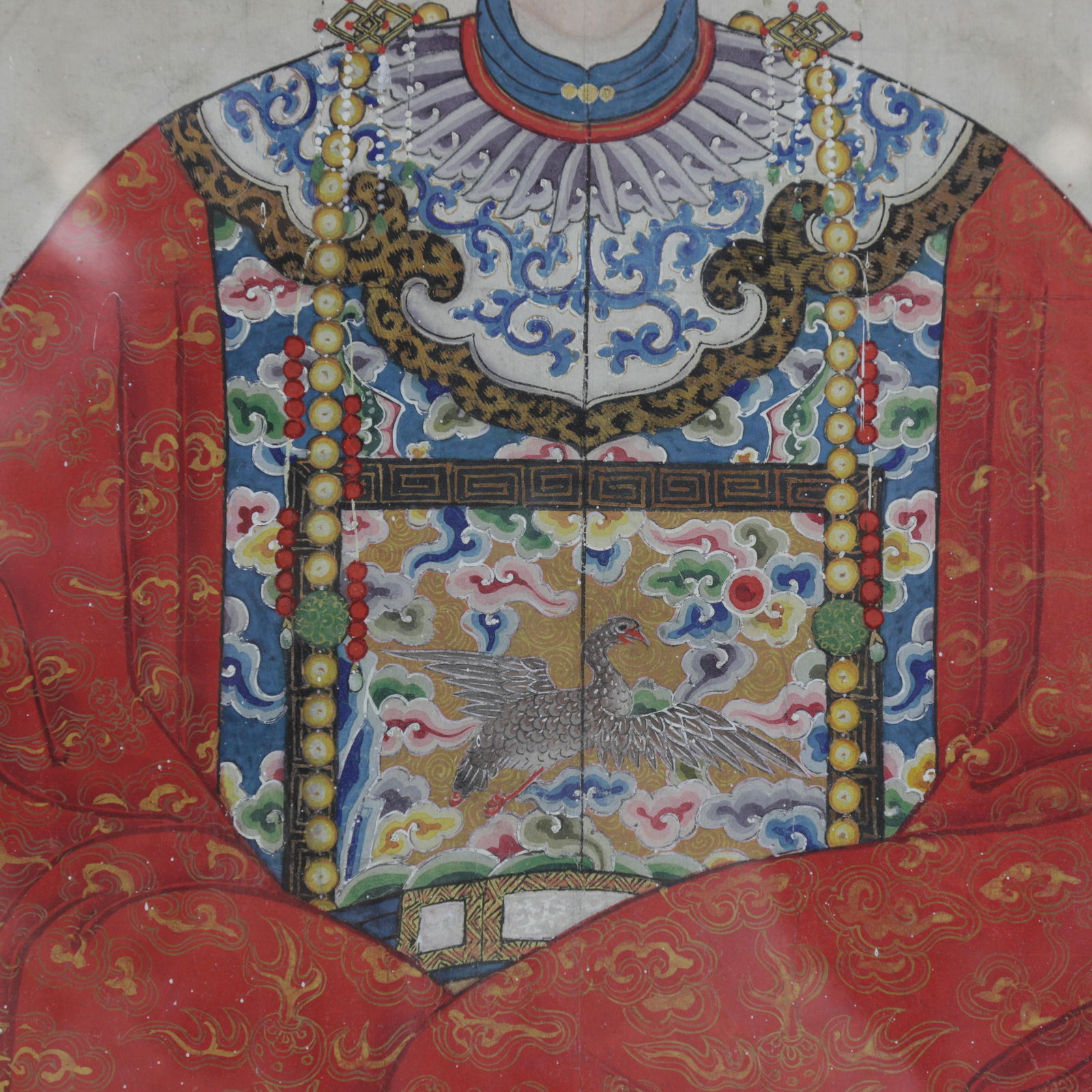 Large Framed Mid-Qing Dynasty Chinese Meticulous Ancestor Portrait Painting in Red - 4