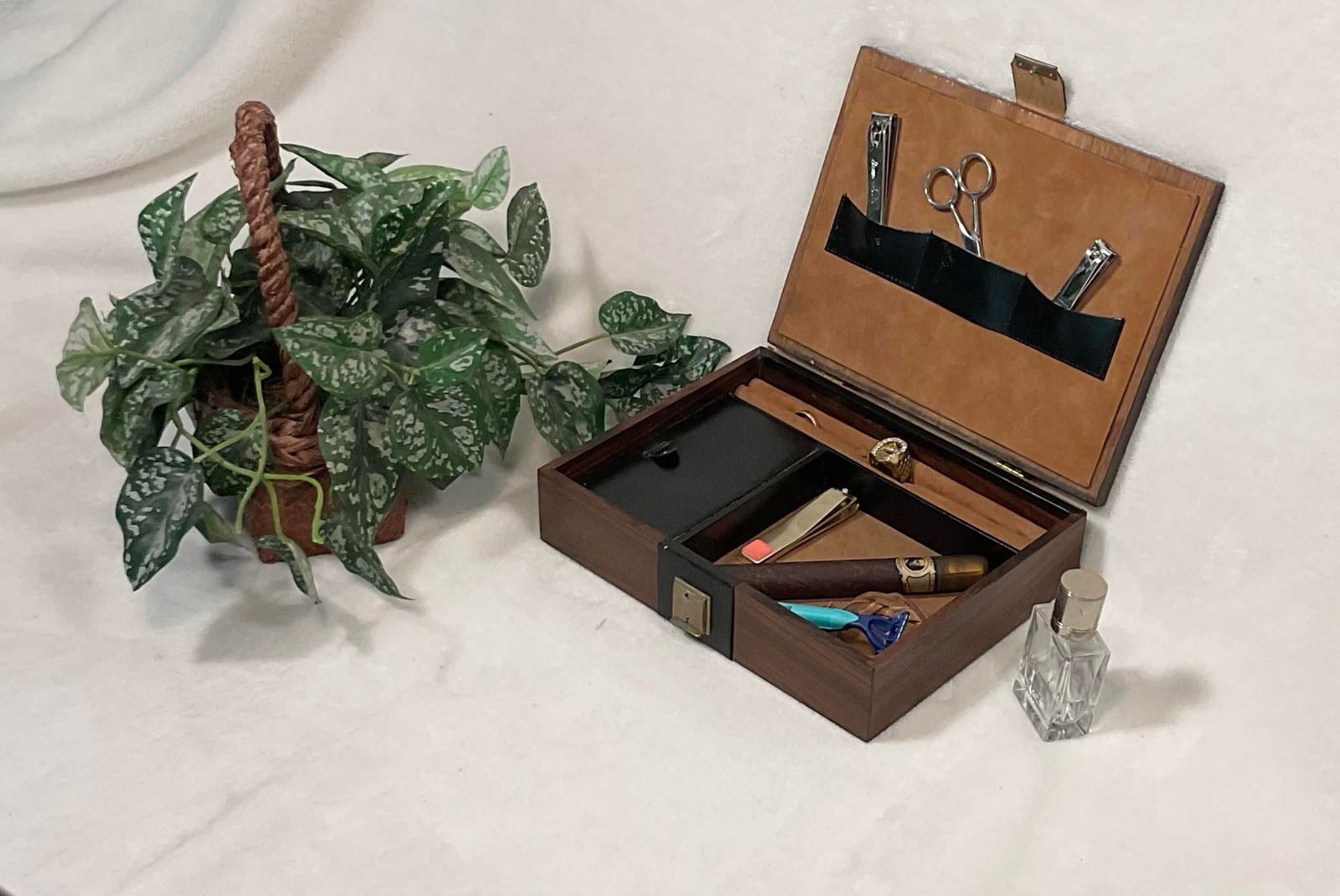 Vintage West Germany Rosewood & Brass Jewelry Box Storage Organizer Men's Gift Trinket Box, Circa - 12