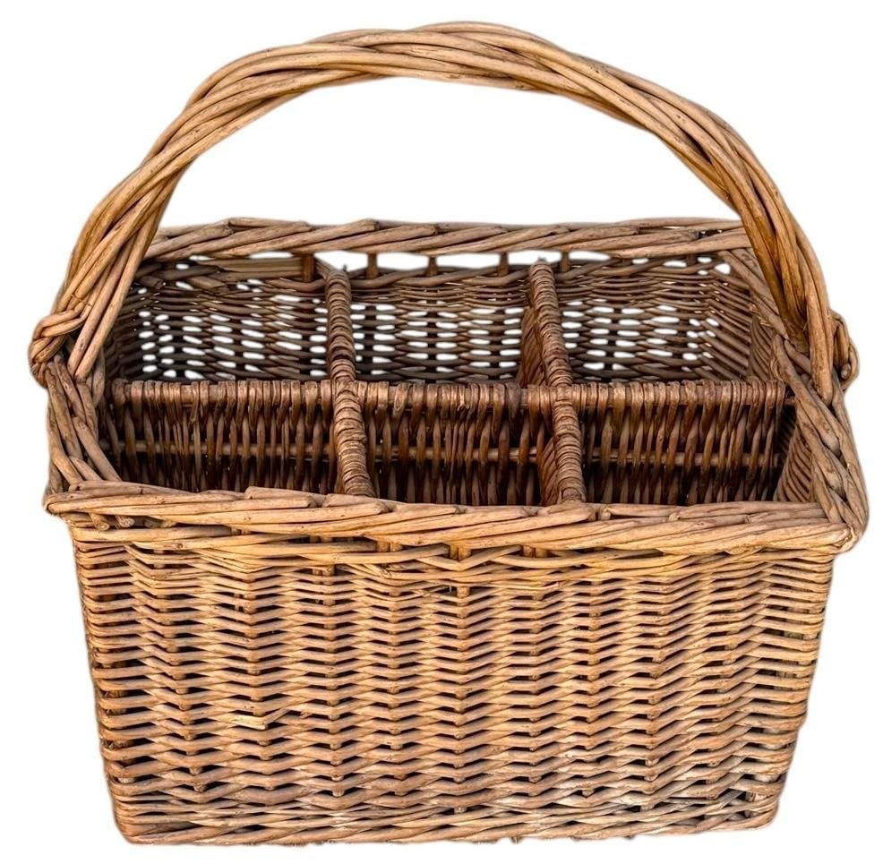 Mid 20th Century Vintage Wicker Wine Bottle Caddy Basket - 2