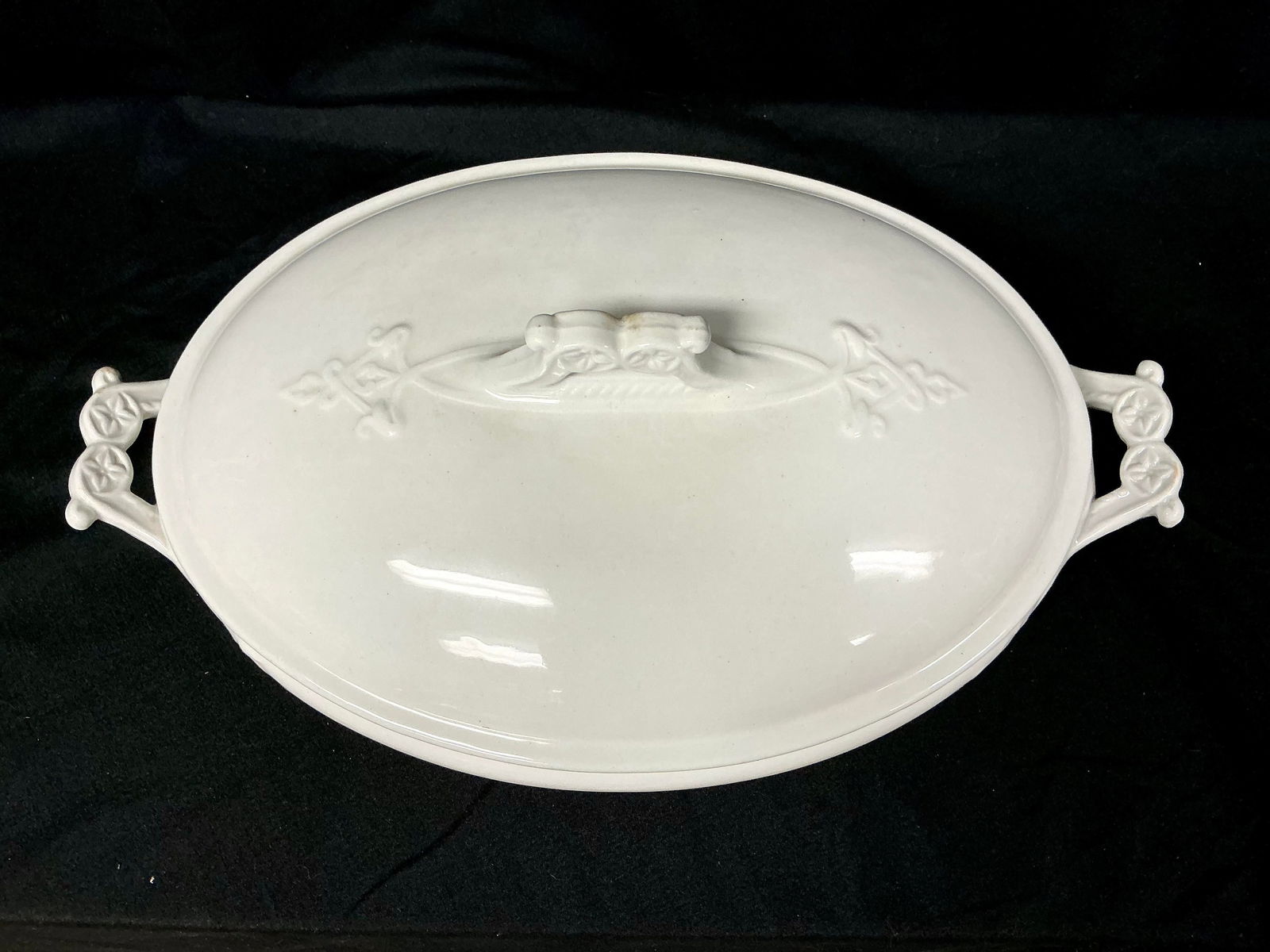 Ironstone Vegetable Tureen With Lid by T & R Boote, England - 4