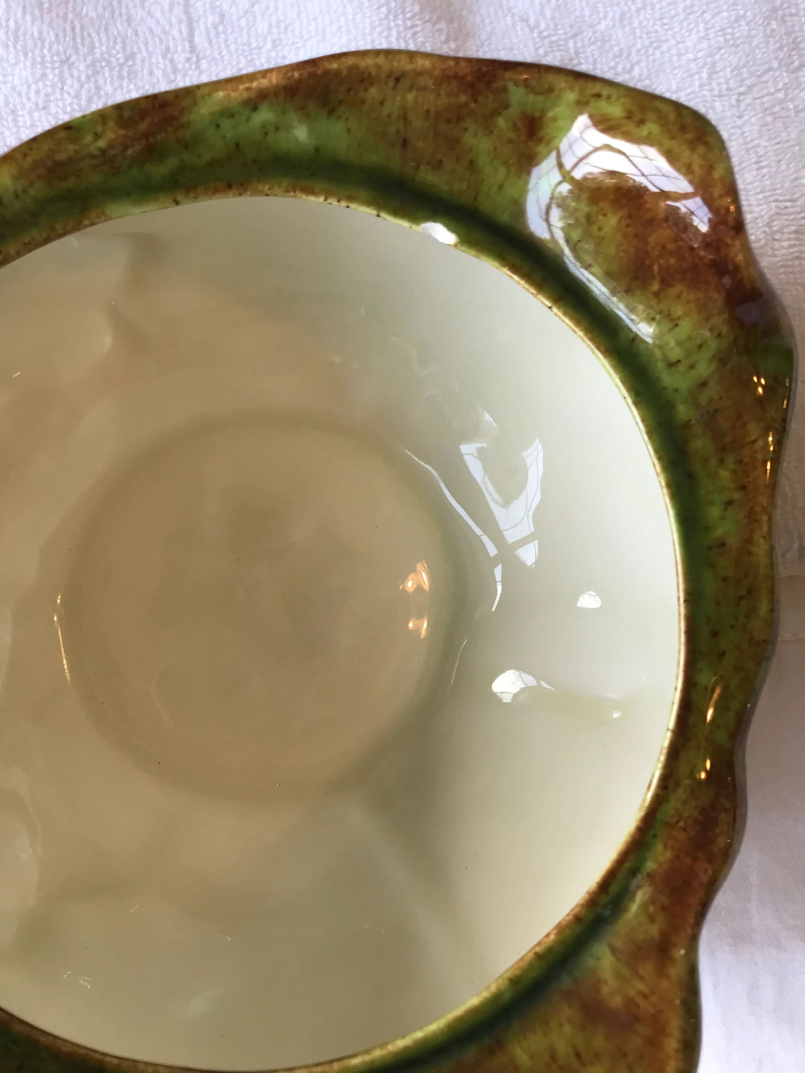 Mid 20th Century Holland Mold Bunny Covered Bowl With Underplate - 5