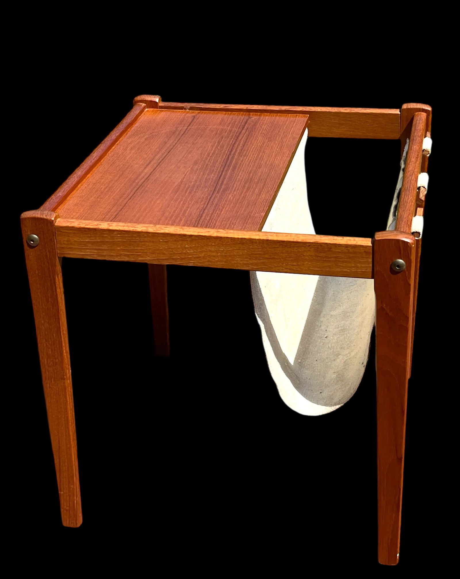1970s Mid Century Danish Modern Side Table With Magazine Rack by BRDR Furbo of Denmark - 2