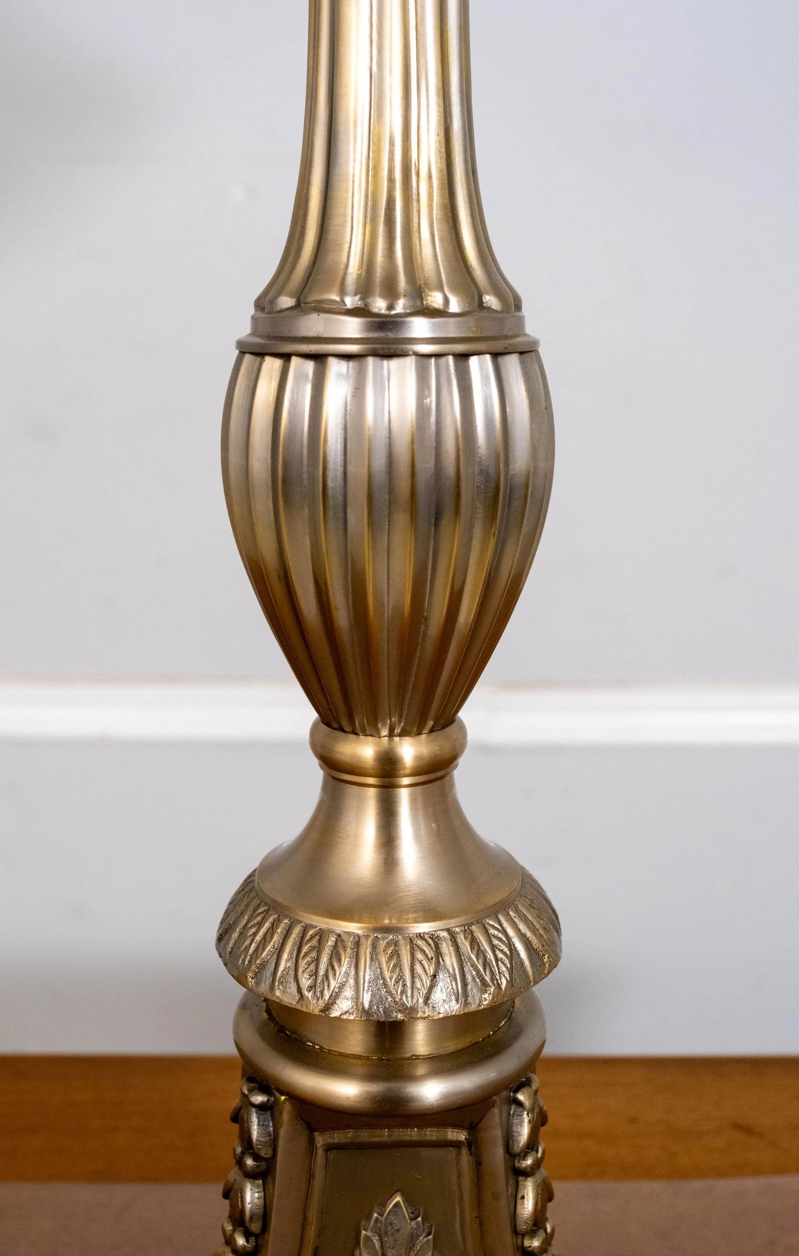 1990s Frederick Cooper 2 Light Brass Table Lamp - 10