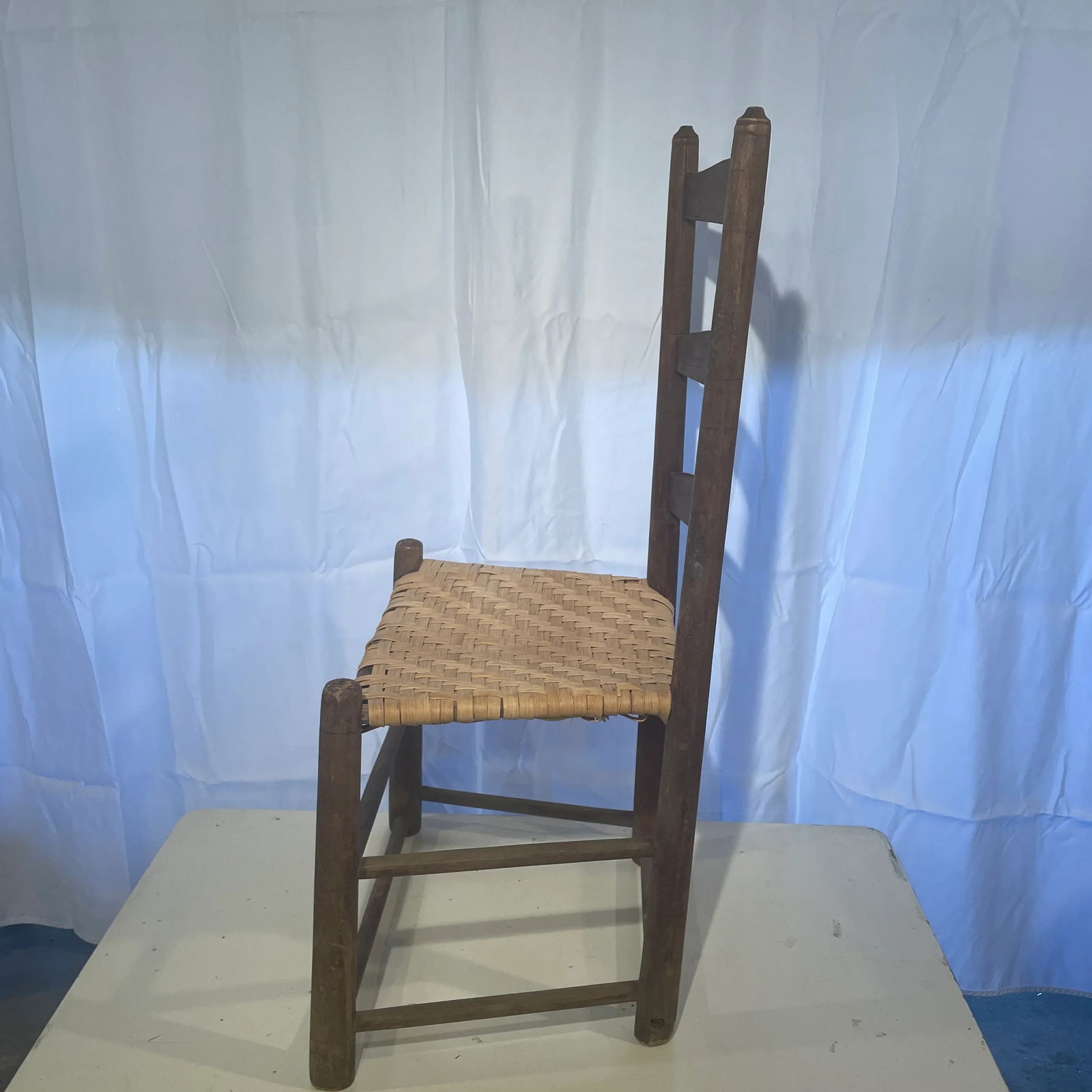 Mid-18th Century Early American Ladder-Back Chair - 3