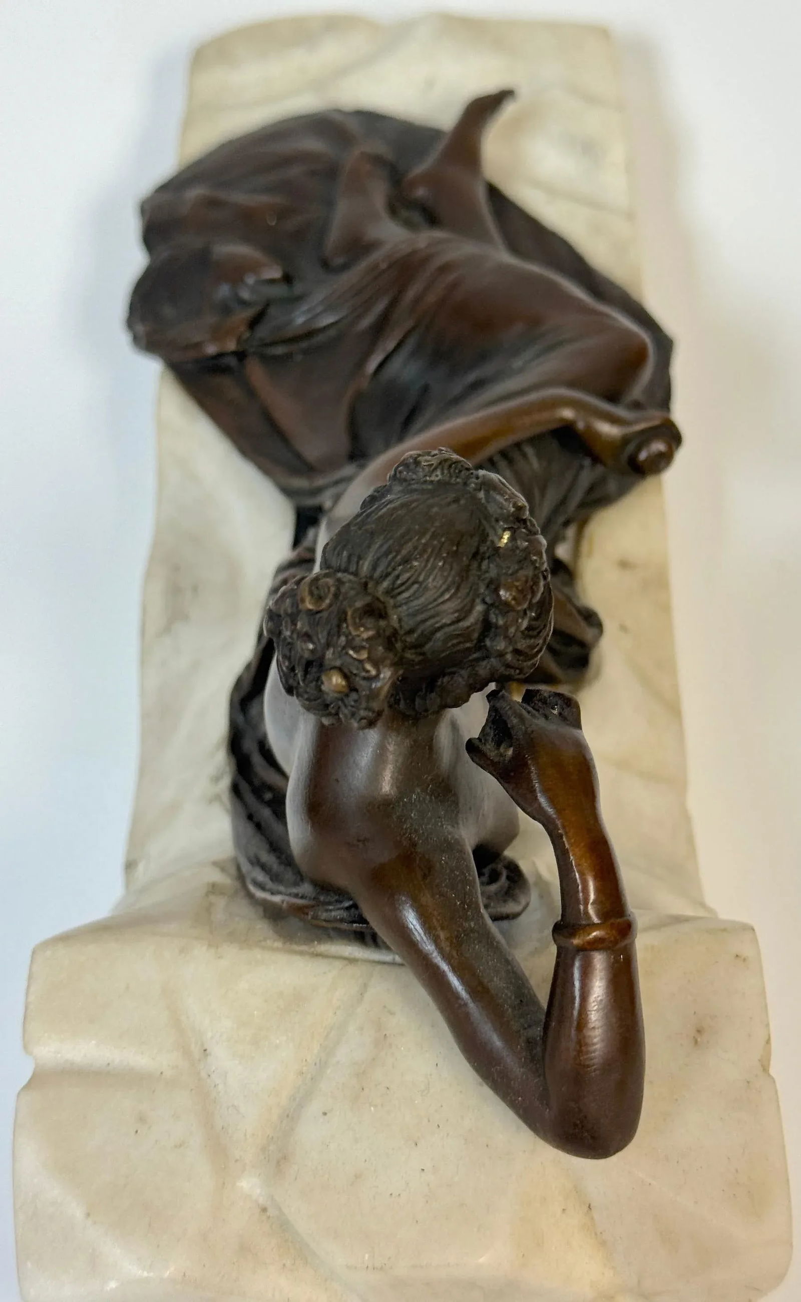 Exquisite Bronze & Marble Reclining Venus Holding Pomegranate, After Canova - 12