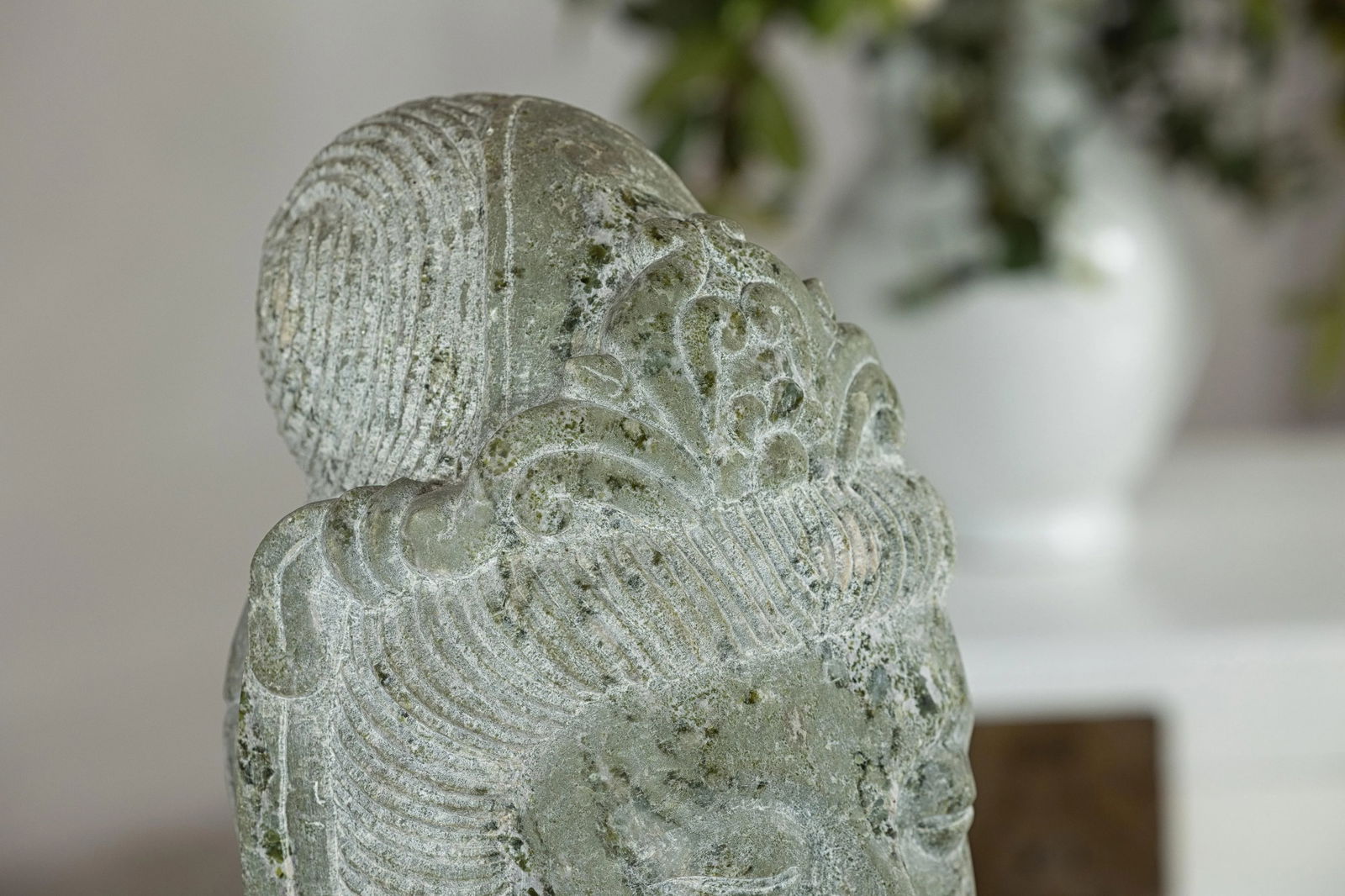 Hand-Carved Vintage Chinese Stone QuÃ¡n YÄ«n Head Sculpture with Natural Patina - 10