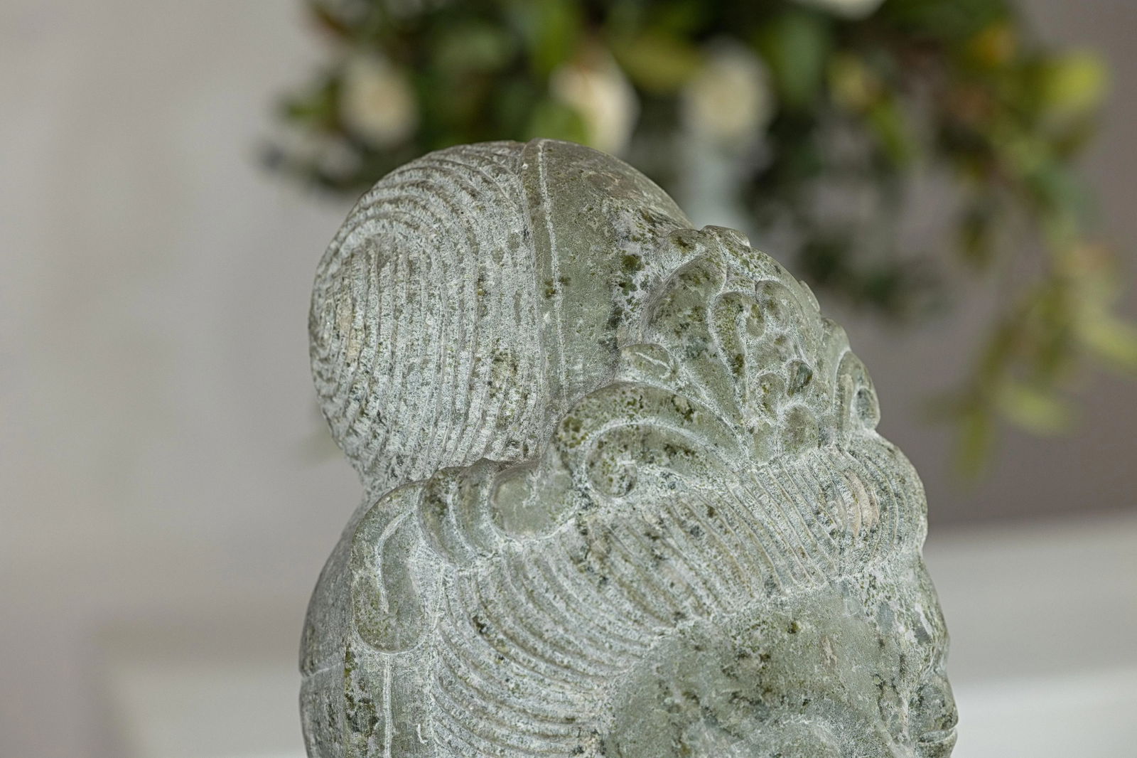 Hand-Carved Vintage Chinese Stone QuÃ¡n YÄ«n Head Sculpture with Natural Patina - 2