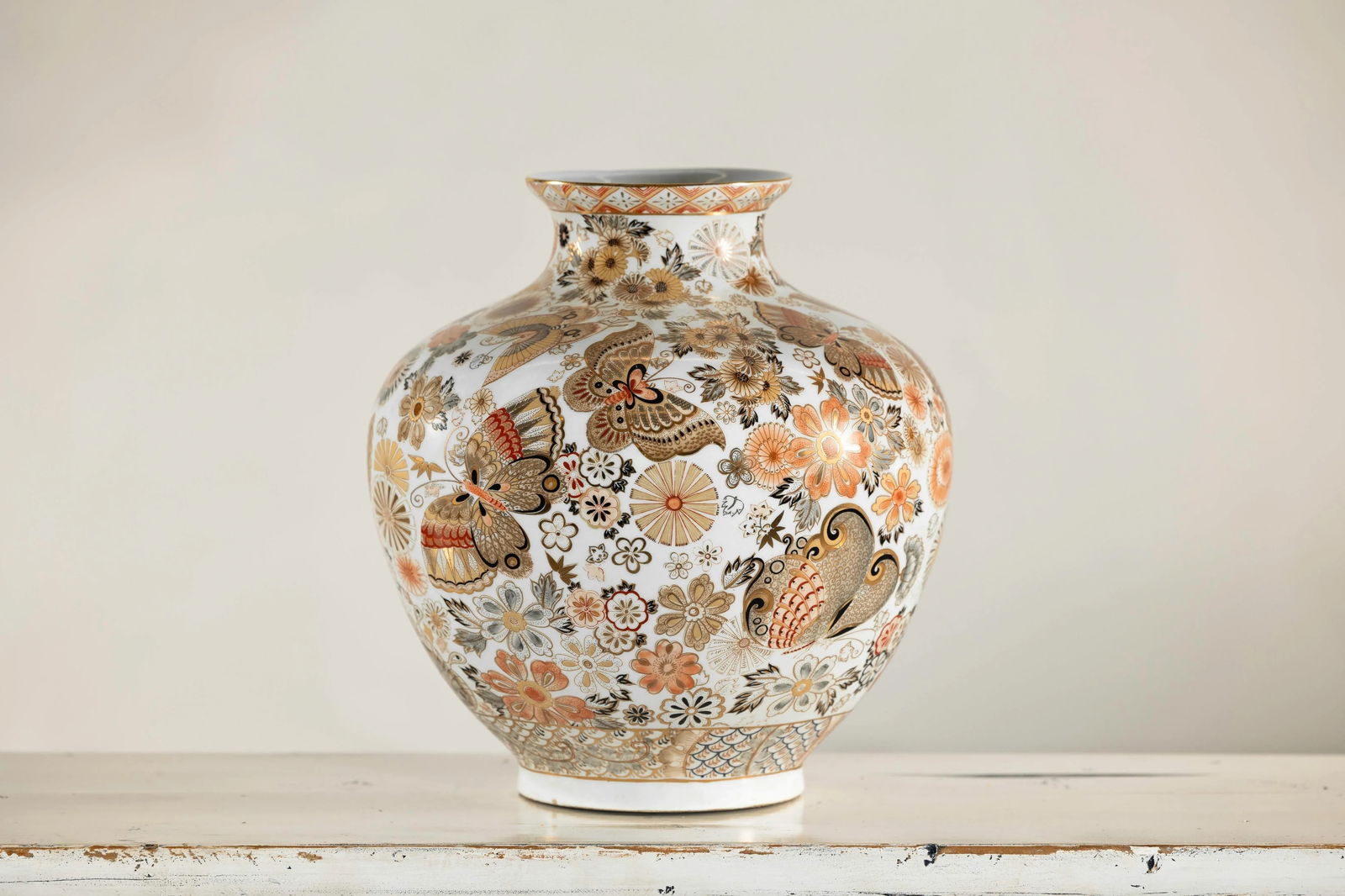 Kutani-Style Japanese Vase with Butterflies and Florals on White Ground - 10