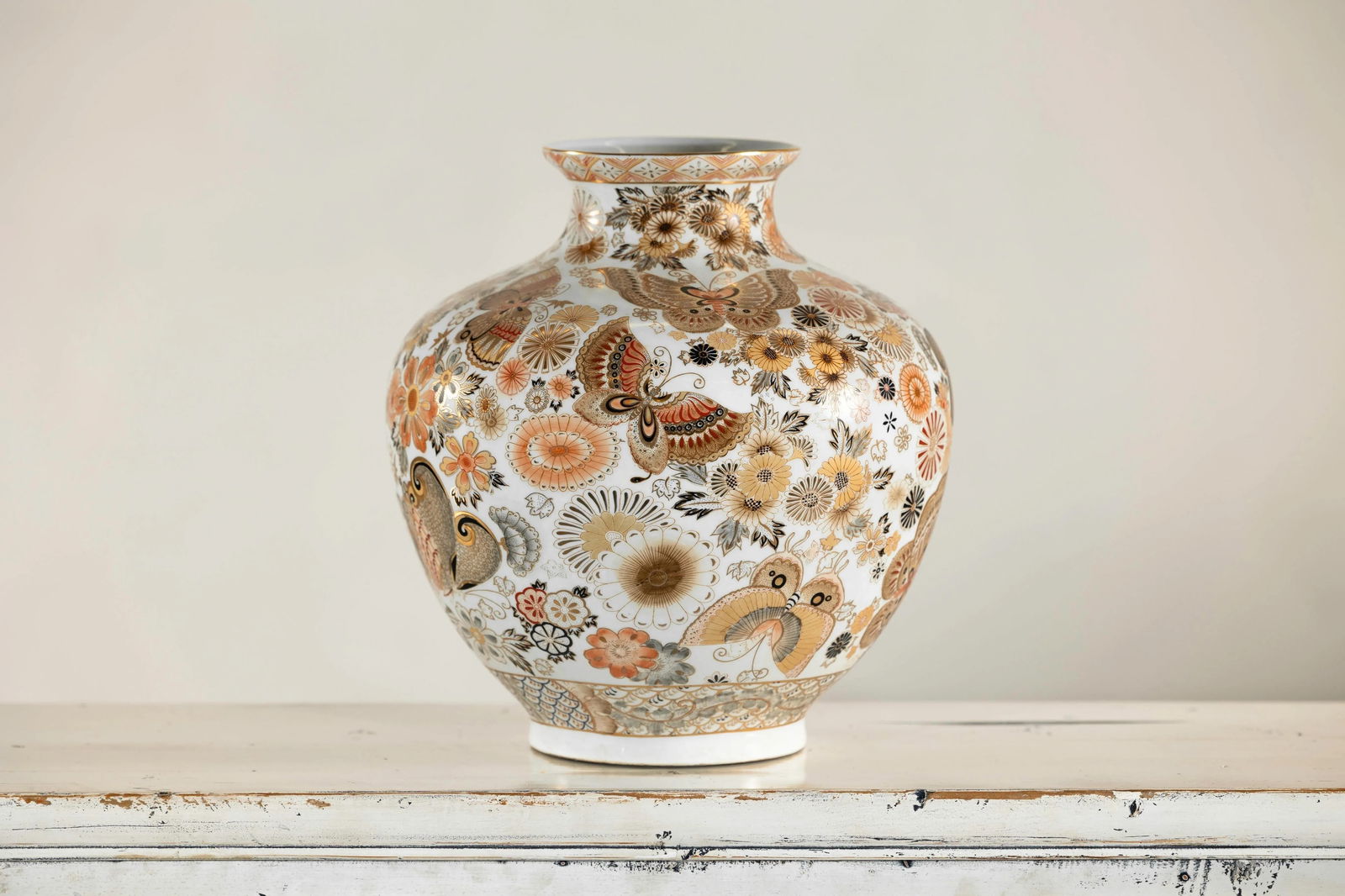 Kutani-Style Japanese Vase with Butterflies and Florals on White Ground - 8
