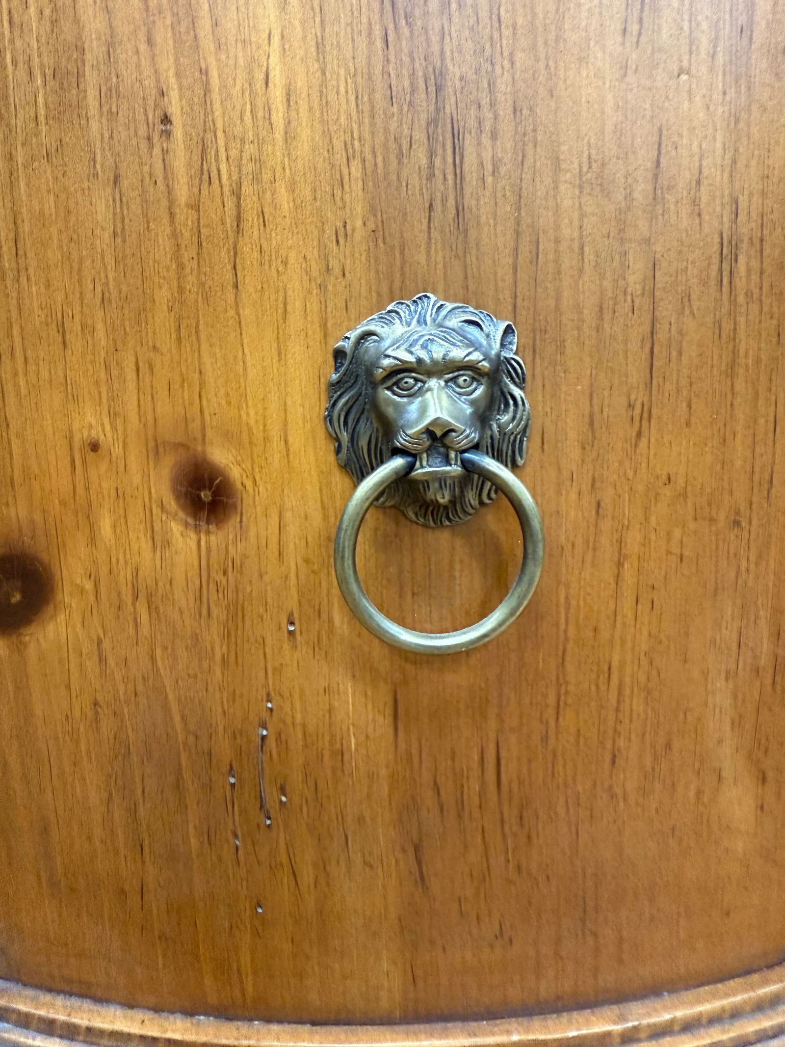 Ethan Allen Tuscan Oval Cabinet Drum Table - 7