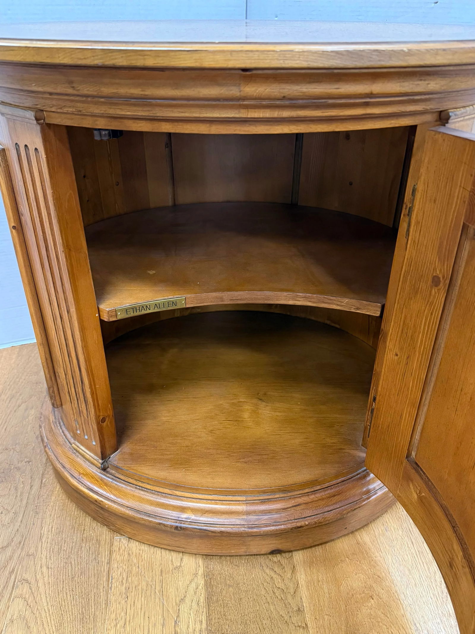 Ethan Allen Tuscan Oval Cabinet Drum Table - 8