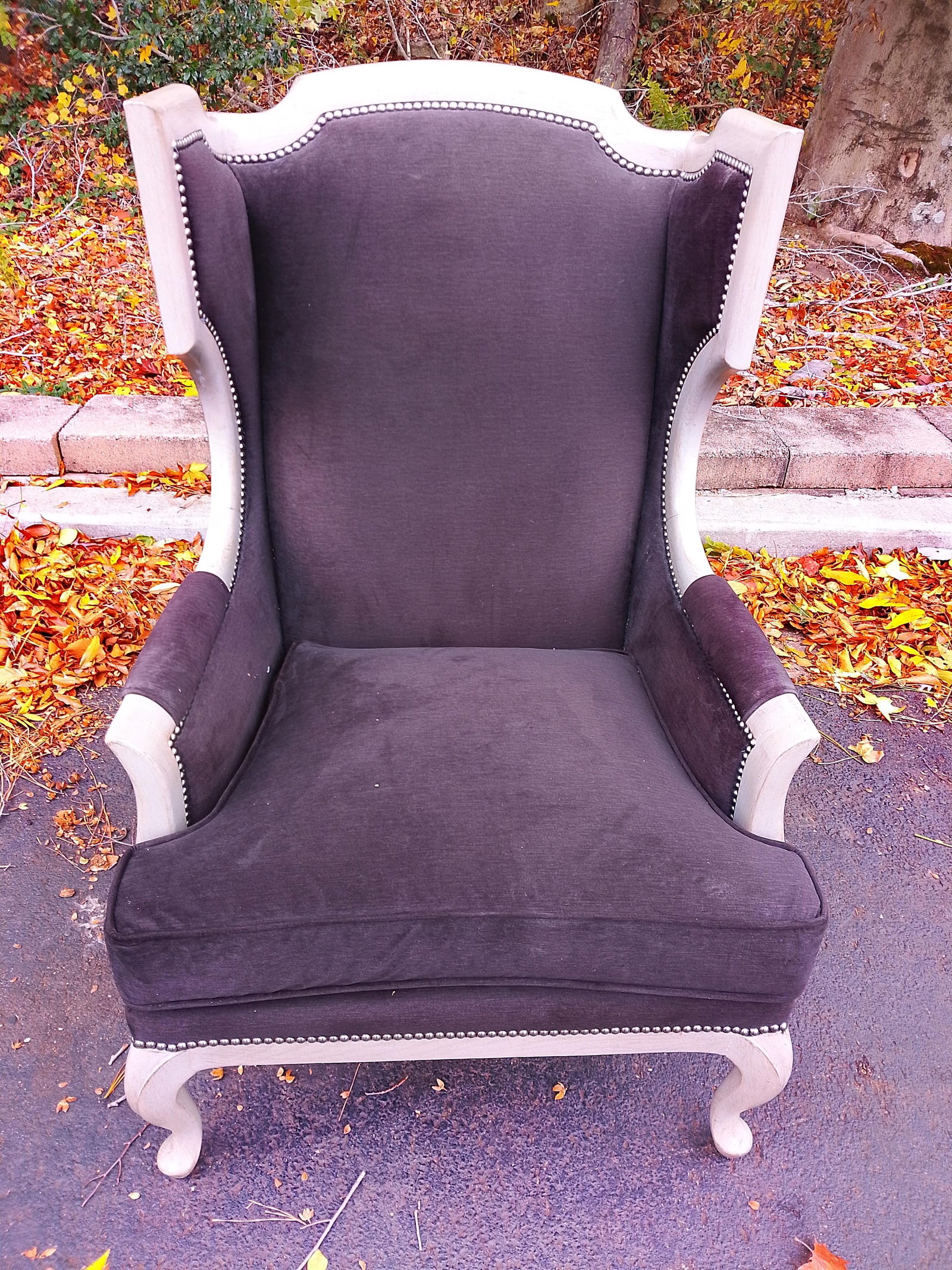 Pair of Bernhardt Talbot Wing Chairs - 4