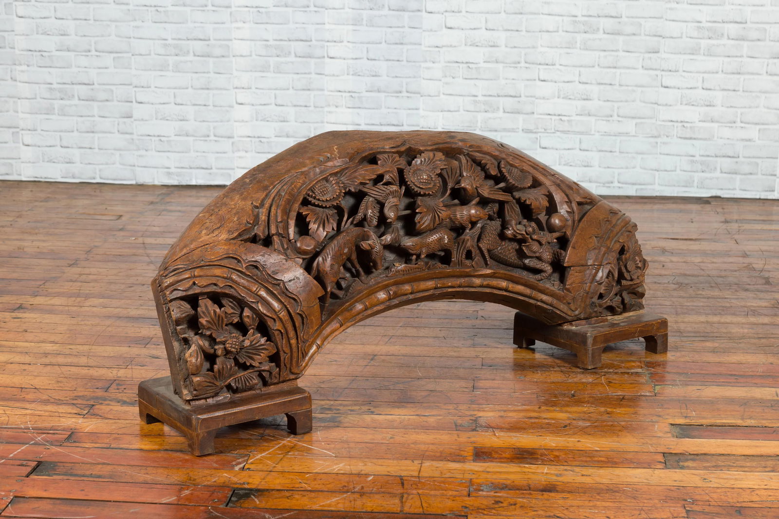 Mid 20th Century Chinese Hand Carved Wooden Floral & Animal Arching Sculpture - 12