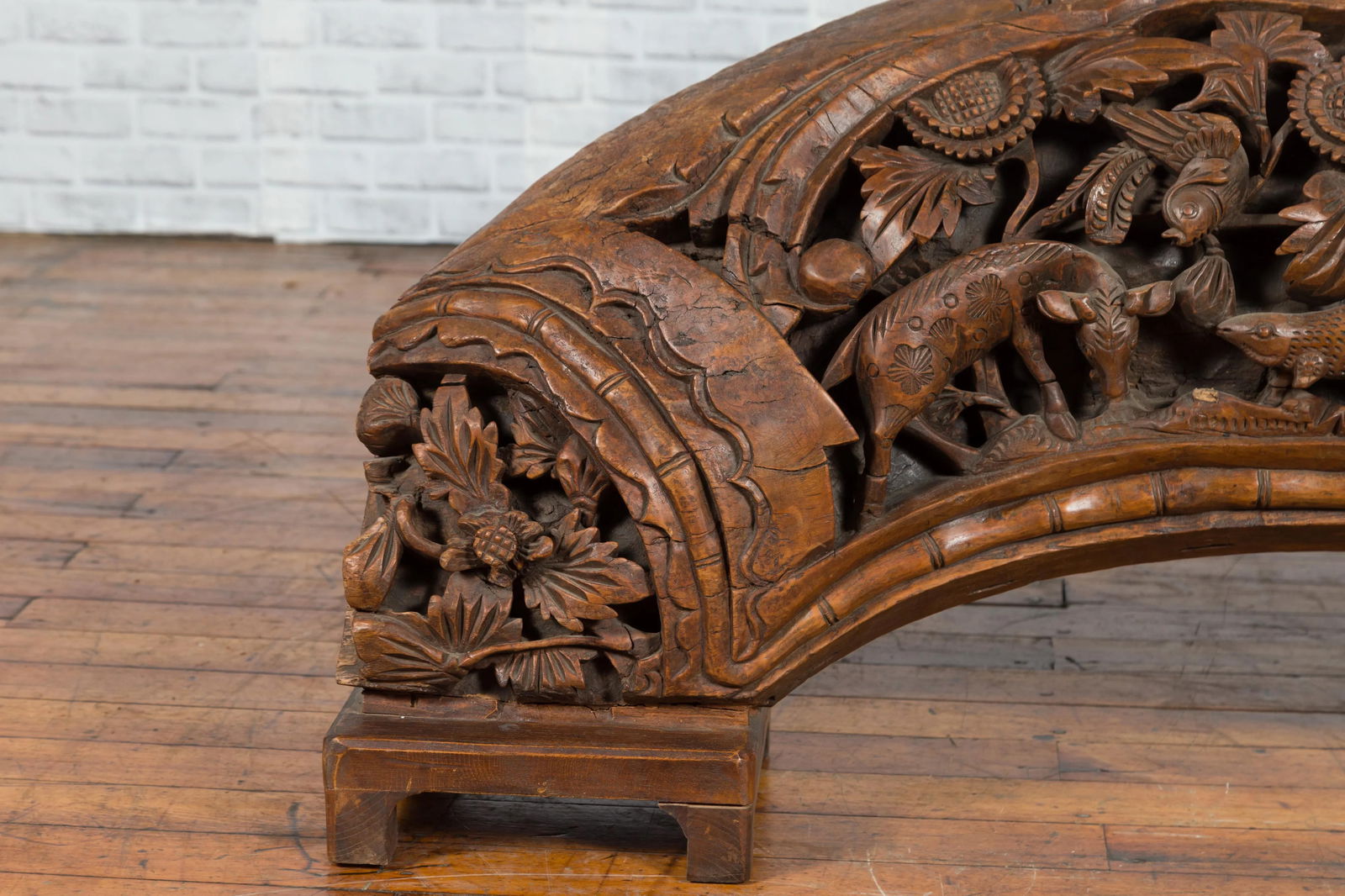 Mid 20th Century Chinese Hand Carved Wooden Floral & Animal Arching Sculpture - 6