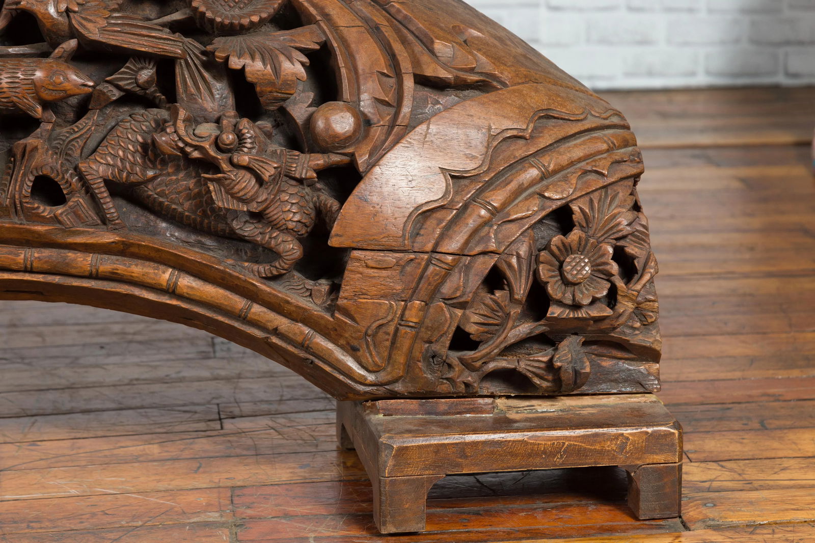 Mid 20th Century Chinese Hand Carved Wooden Floral & Animal Arching Sculpture - 9