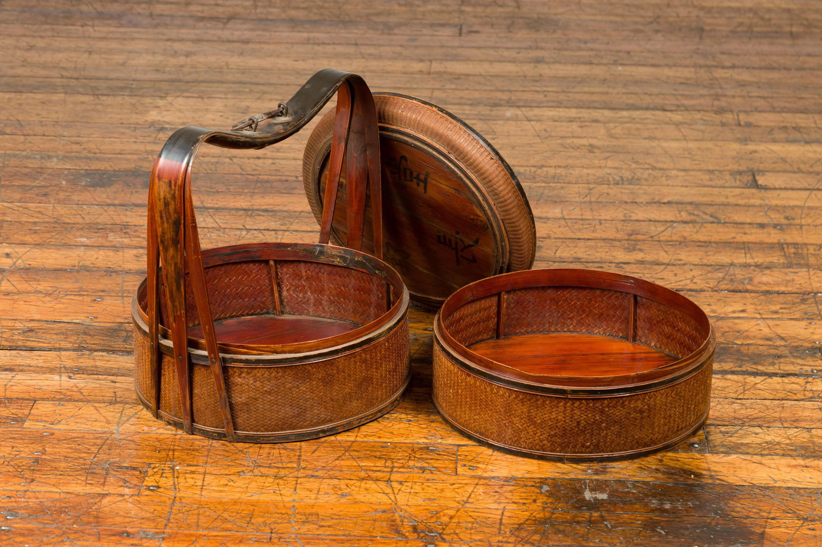 Antique Chinese Rattan Tiered Lunch Box with Carved Handle and Calligraphy - 10