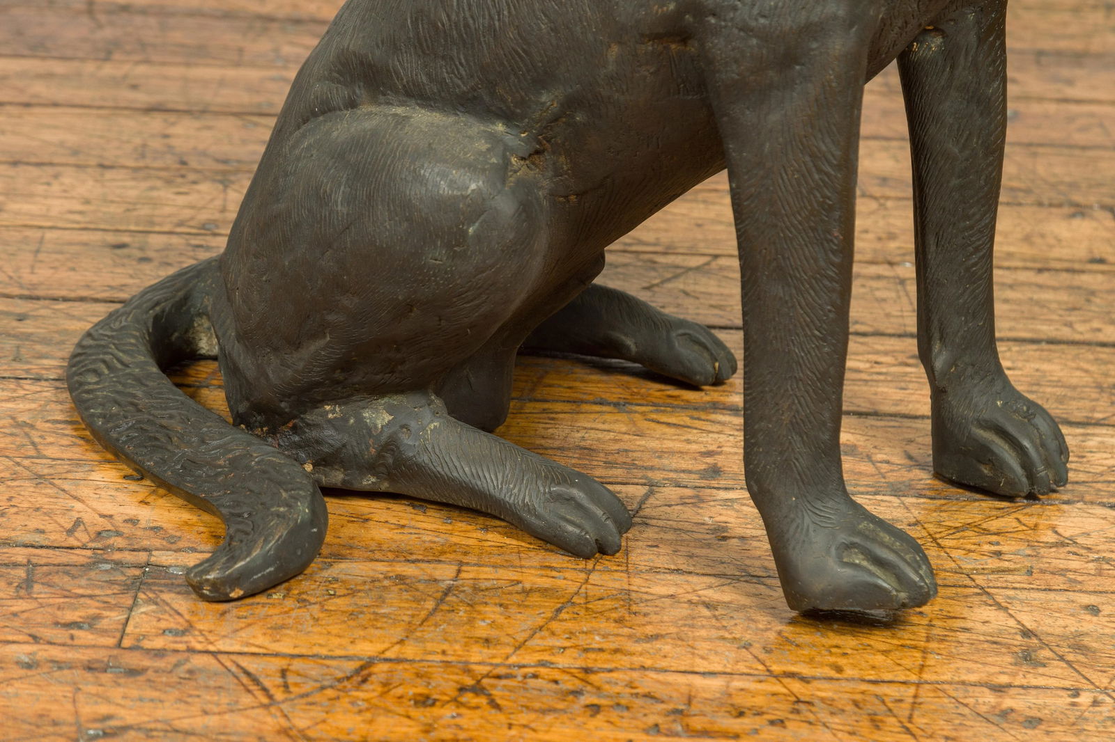 Contemporary Bronze Sculpture Depicting a German Shepherd with Dark Patina - 8