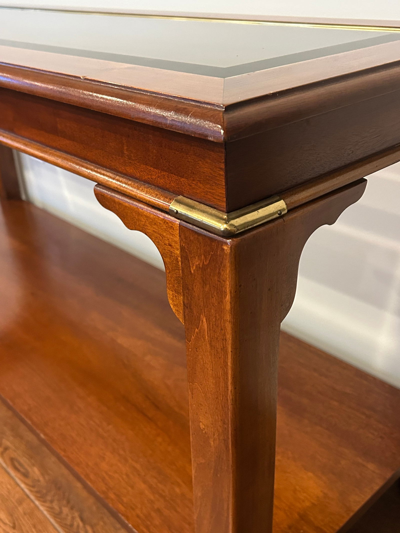 Vintage Lane Furniture Mid-Century Modern Walnut Console Table With Beveled Glass Top and Brass Acce - 13