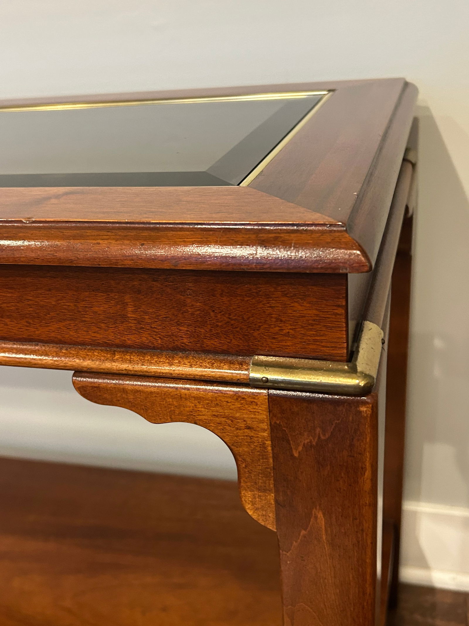Vintage Lane Furniture Mid-Century Modern Walnut Console Table With Beveled Glass Top and Brass Acce - 14