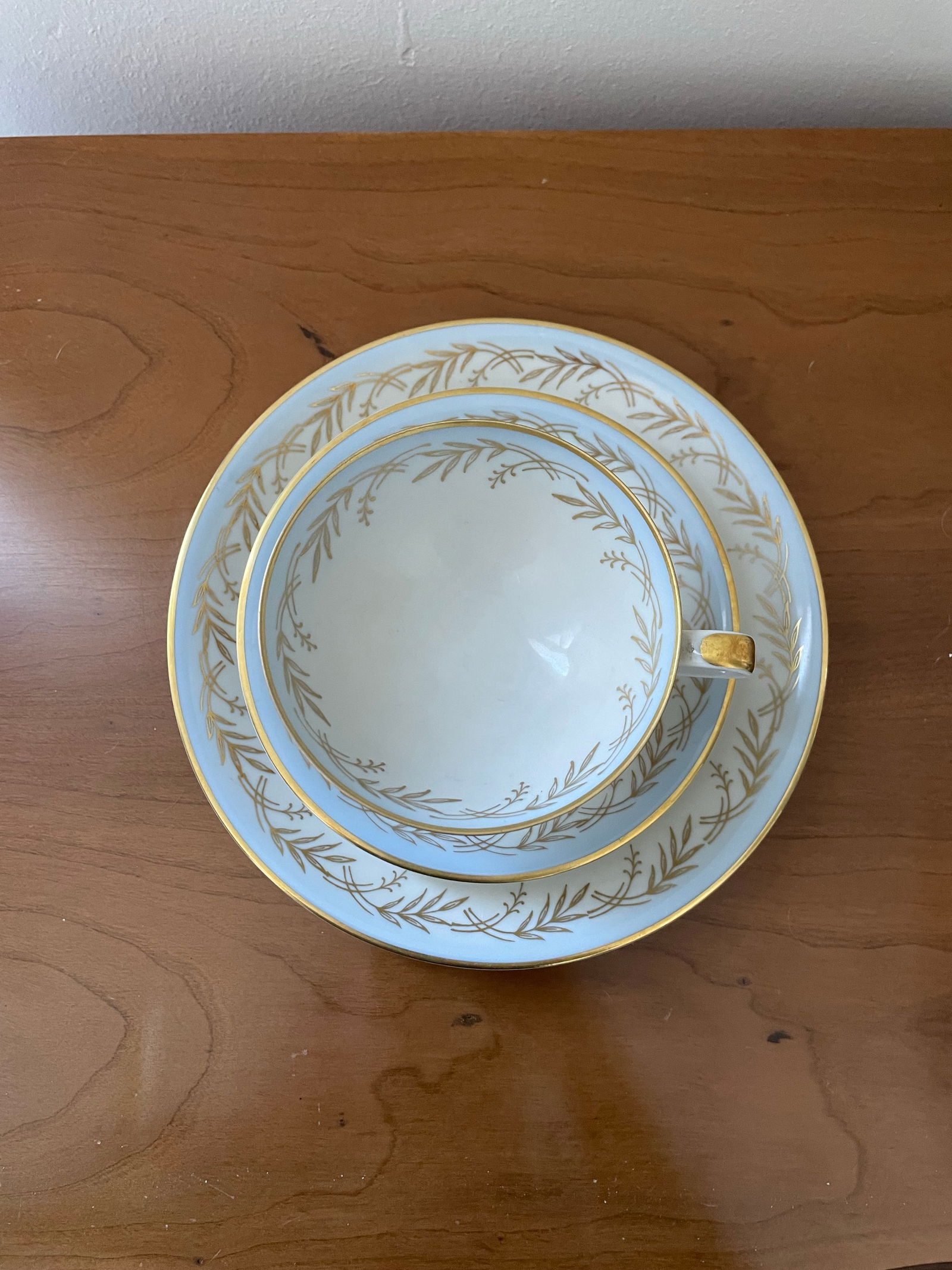 Vintage C. T. Hutschenreuther Arzberg Bavaria Teacup Trio With Saucer and Dessert Plate - 4