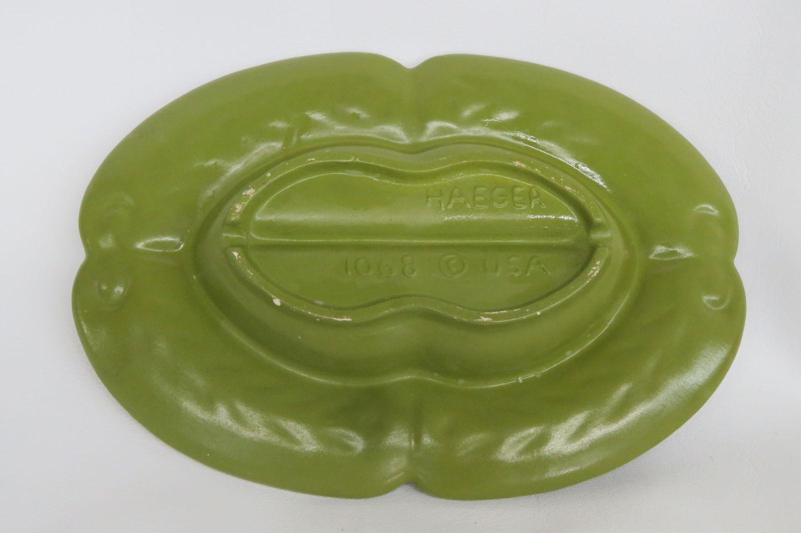 Mid Century Modern Haeger Pottery Green Ashtray 4520b - 10