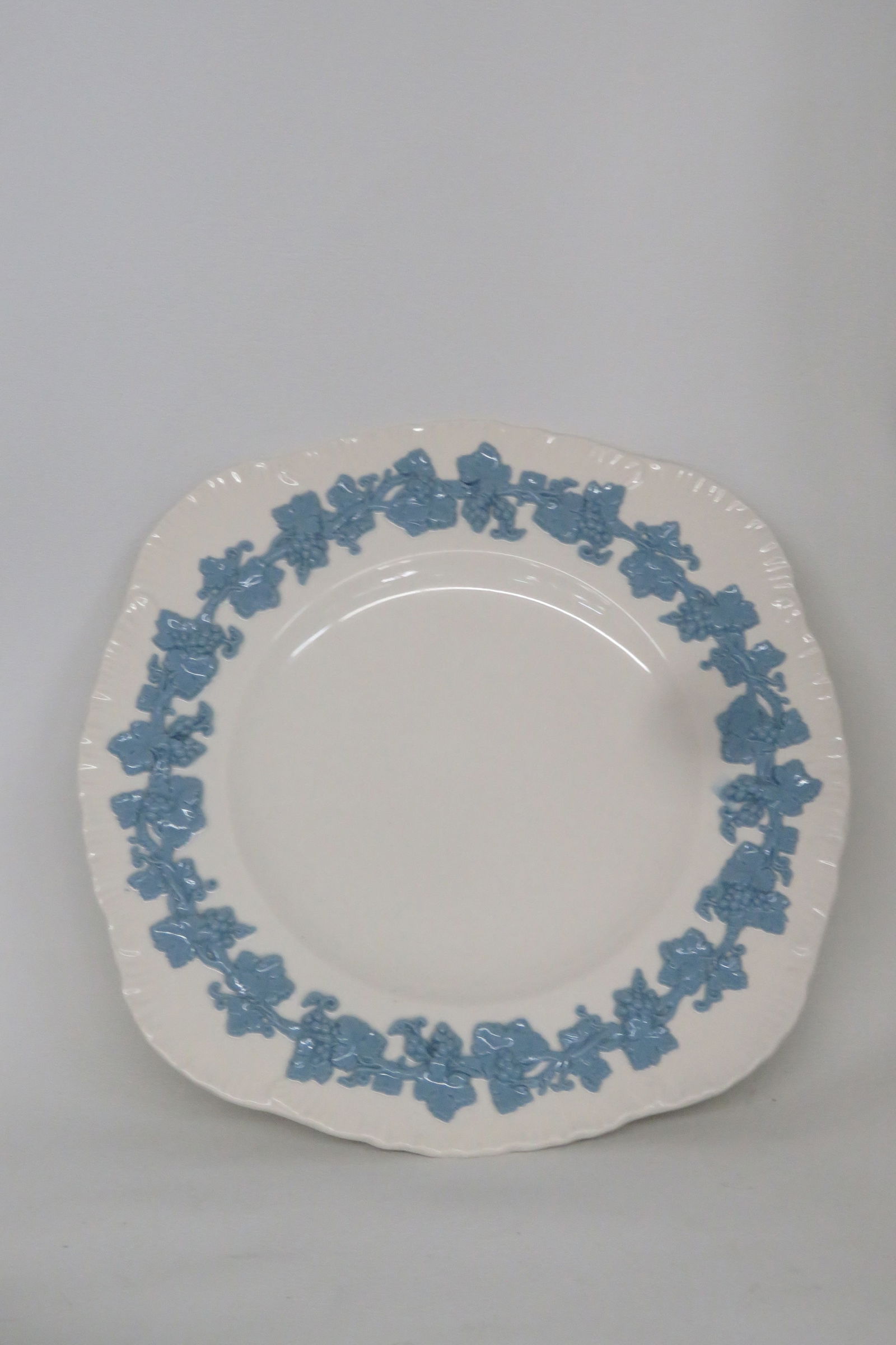 Wedgwood Embossed White Blue Queens Ware Cake Cookie Serving Dish Plate 4550b - 2