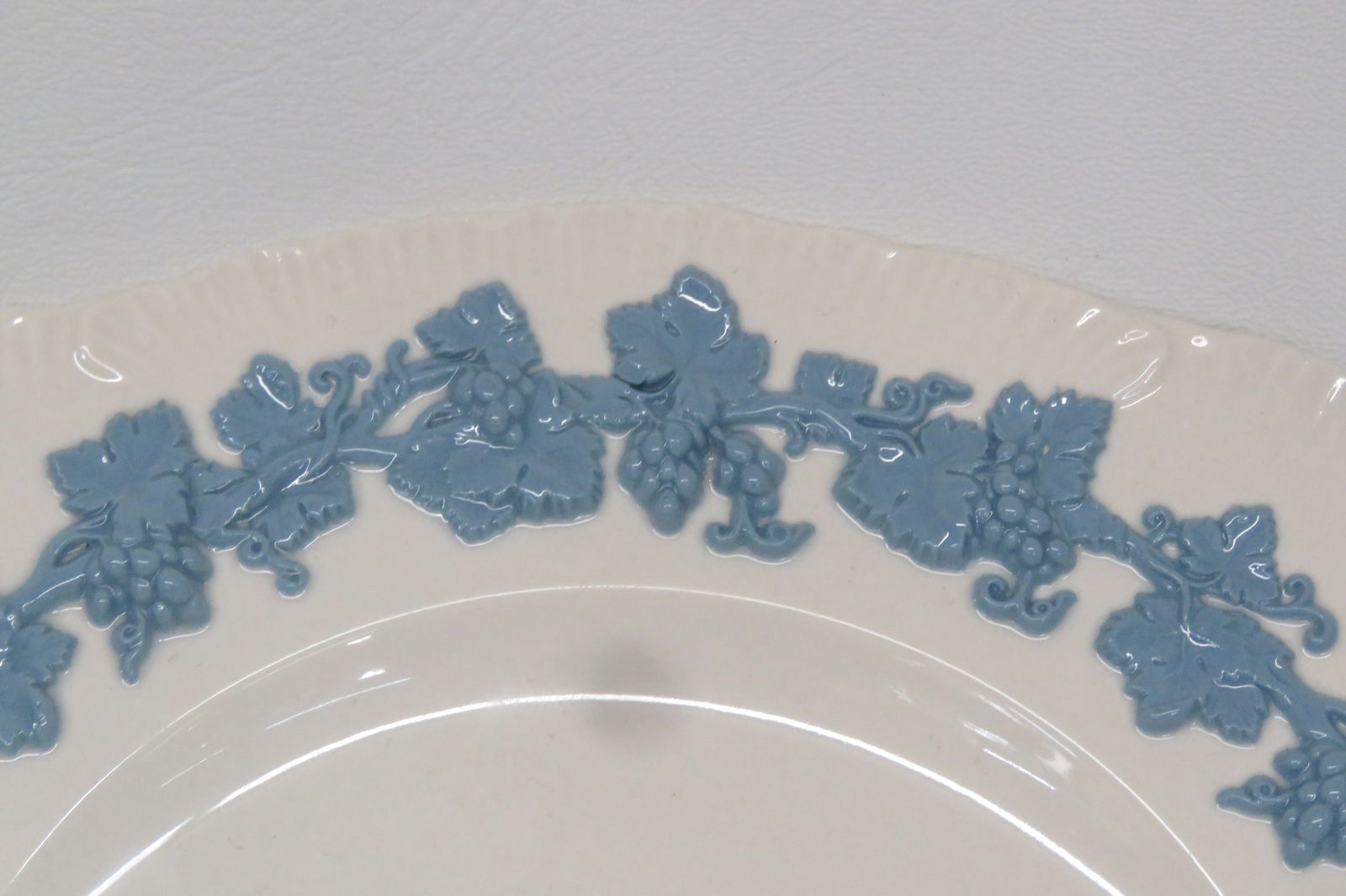 Wedgwood Embossed White Blue Queens Ware Cake Cookie Serving Dish Plate 4550b - 3